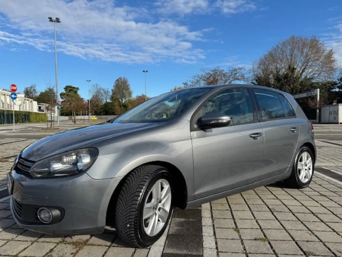 Volkswagen Golf Golf 5p 1.6 Comfortline Grey - 2