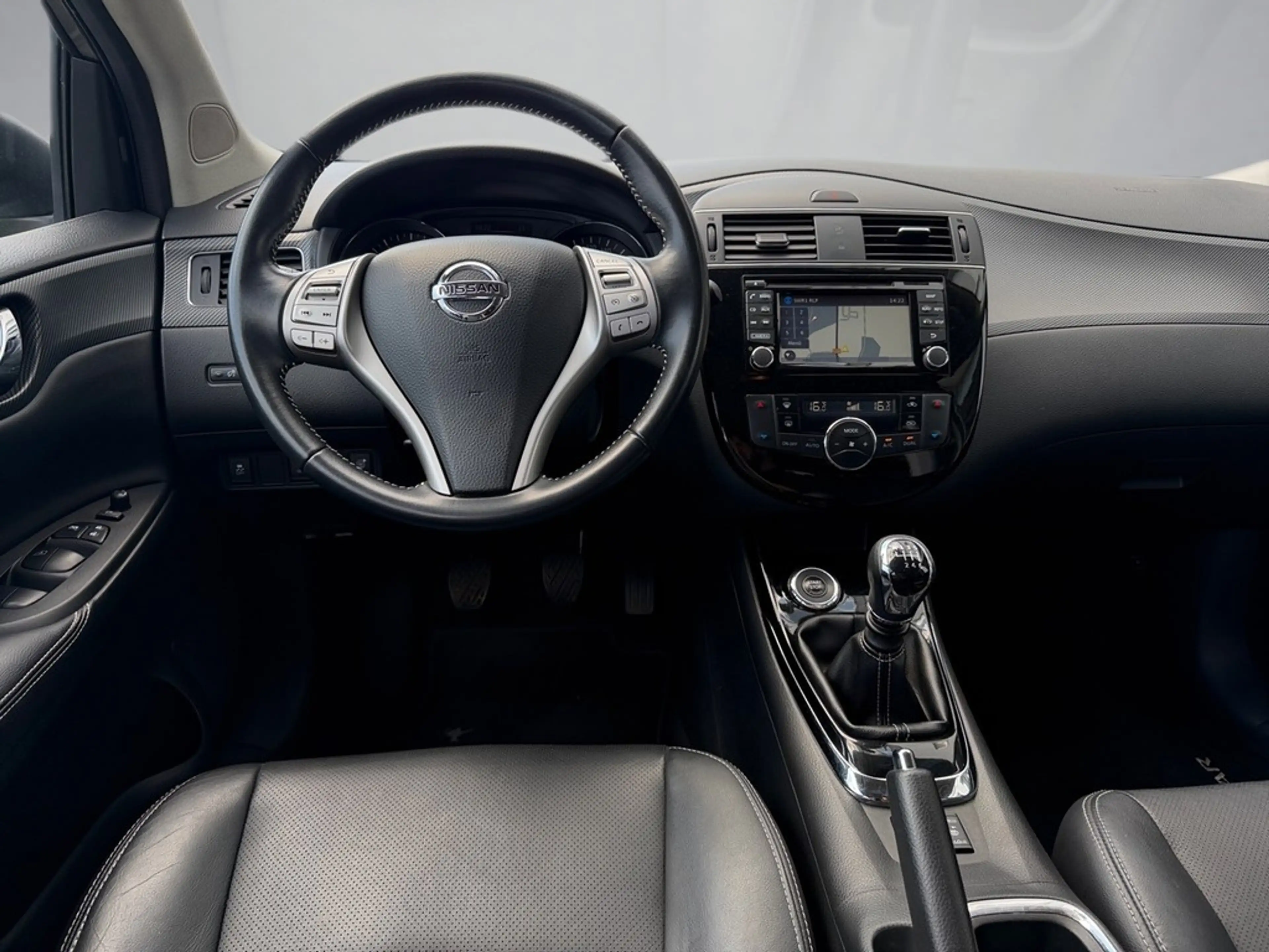 Nissan Pulsar — photo 10
