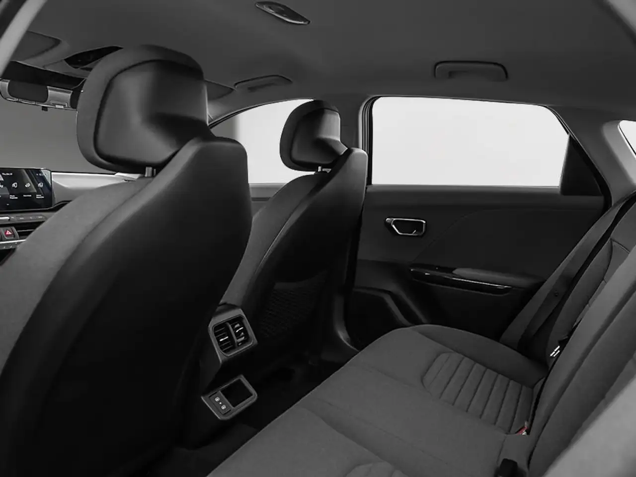 Kia K4 снимка Kia K4