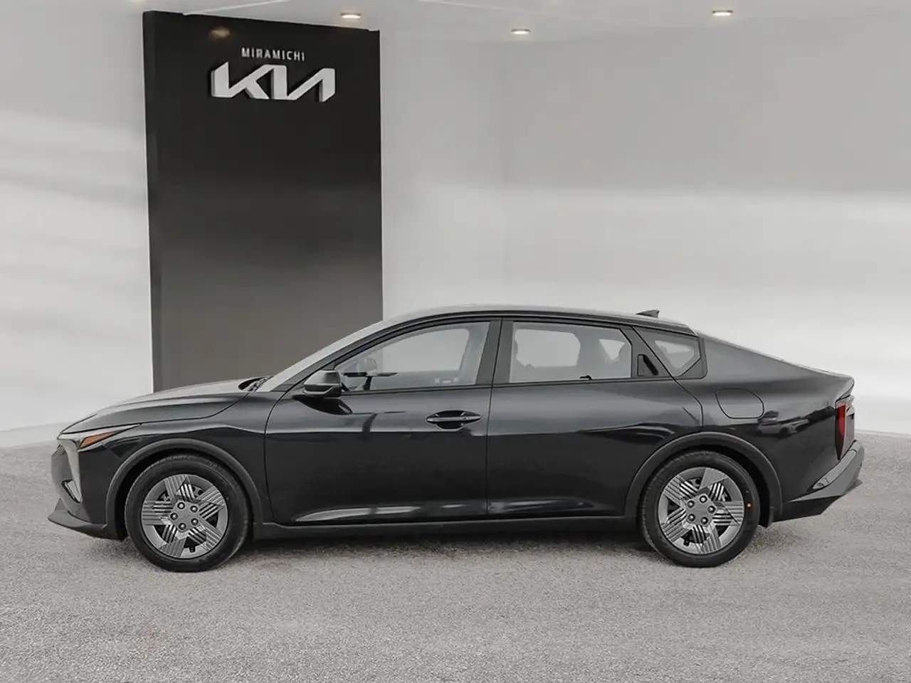 Kia K4 снимка Kia K4