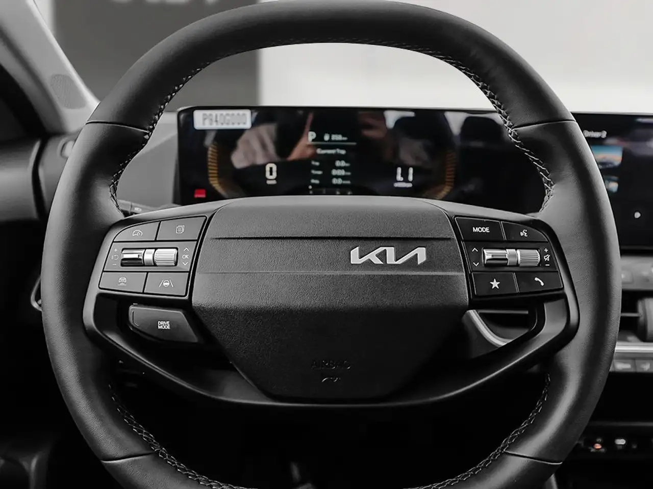 Kia K4 снимка Kia K4