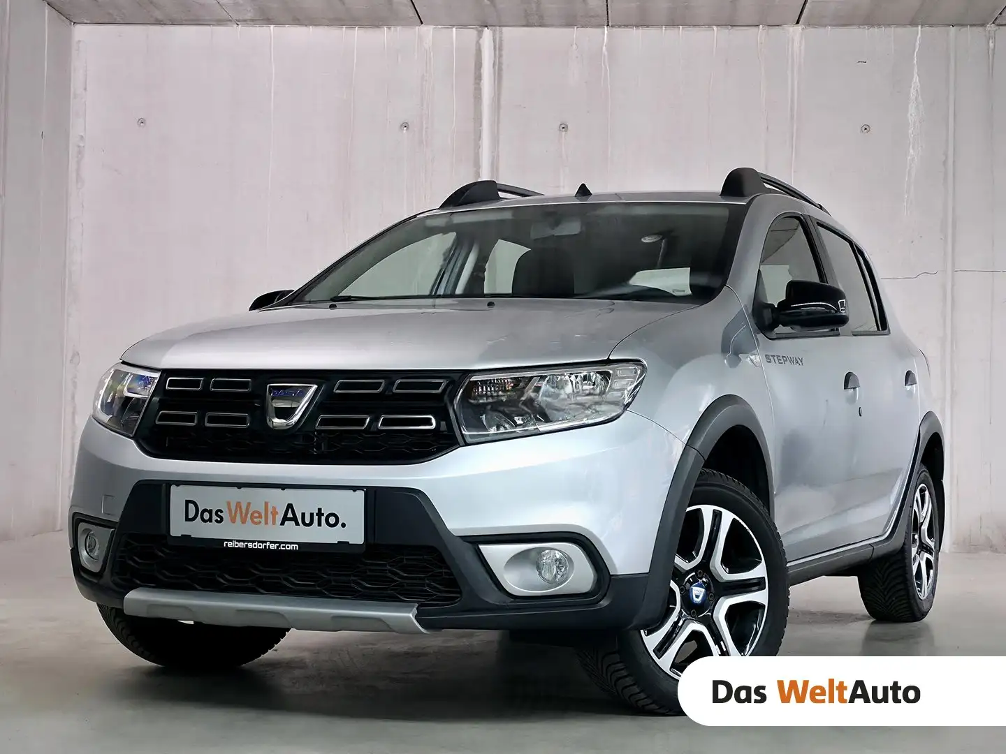 Dacia Sandero II Celebration Grau - 1