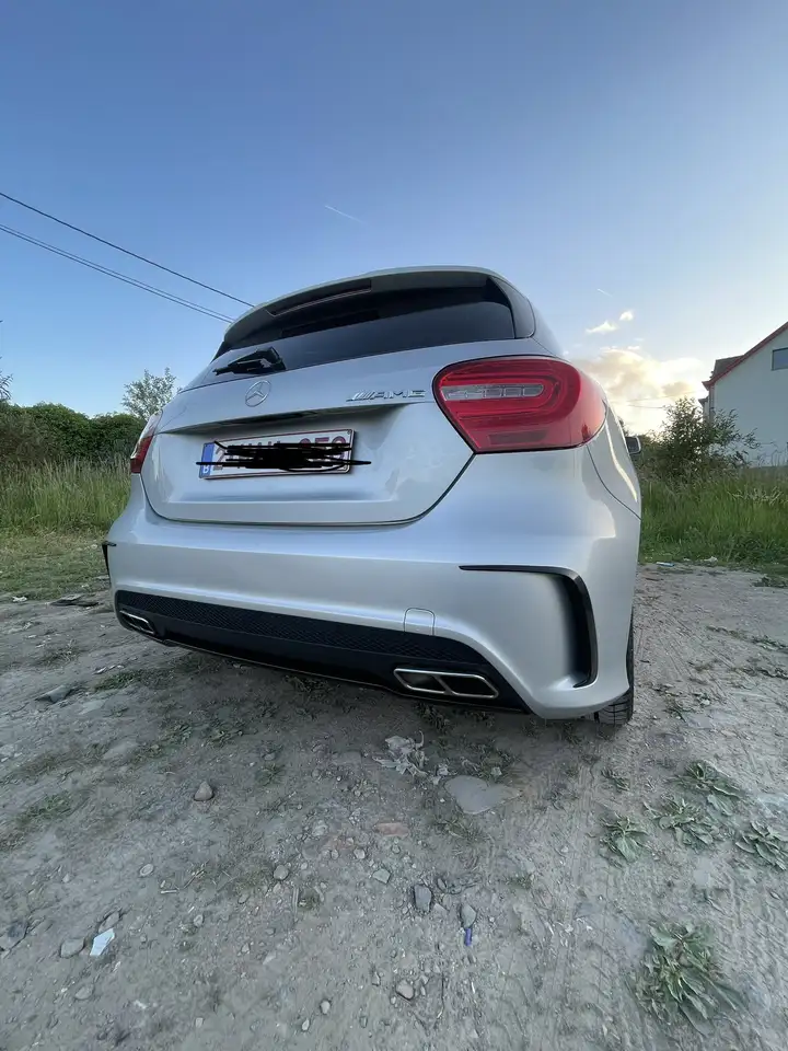 Mercedes-Benz A 180