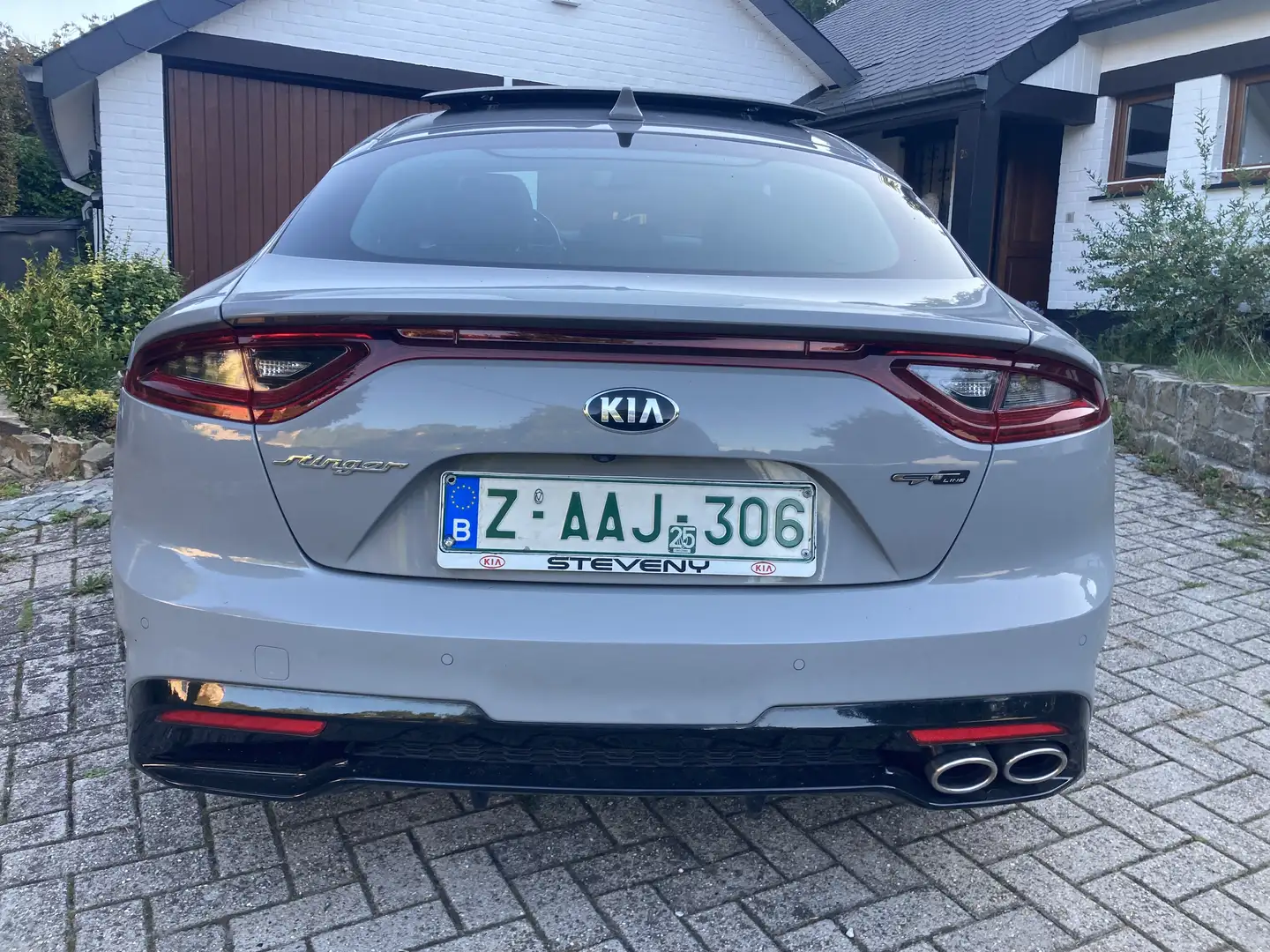 Kia Stinger Stinger 2.2 CRDi 4WD GT Line ISG 22230 eur NETTO - 2