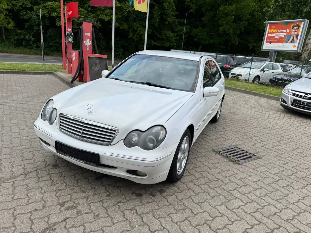 Mercedes-Benz C 320