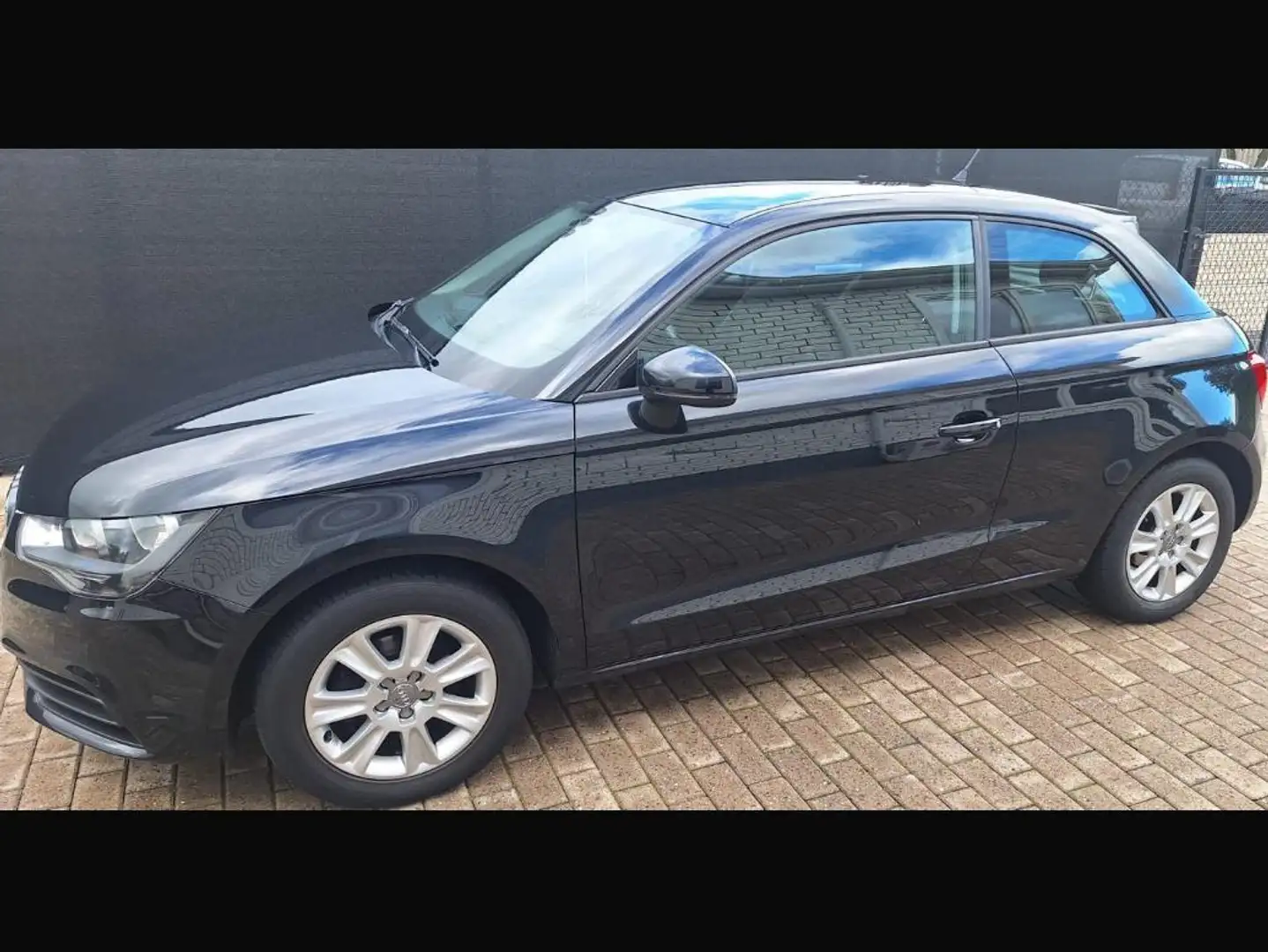 Audi A1 A1 1.2 TFSI Attr. PL. Zwart - 1