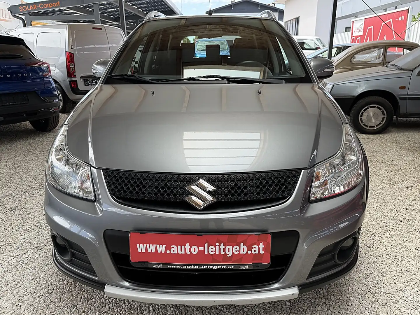 Suzuki SX4 1,6 GLX 4WD Traveller Grau - 2
