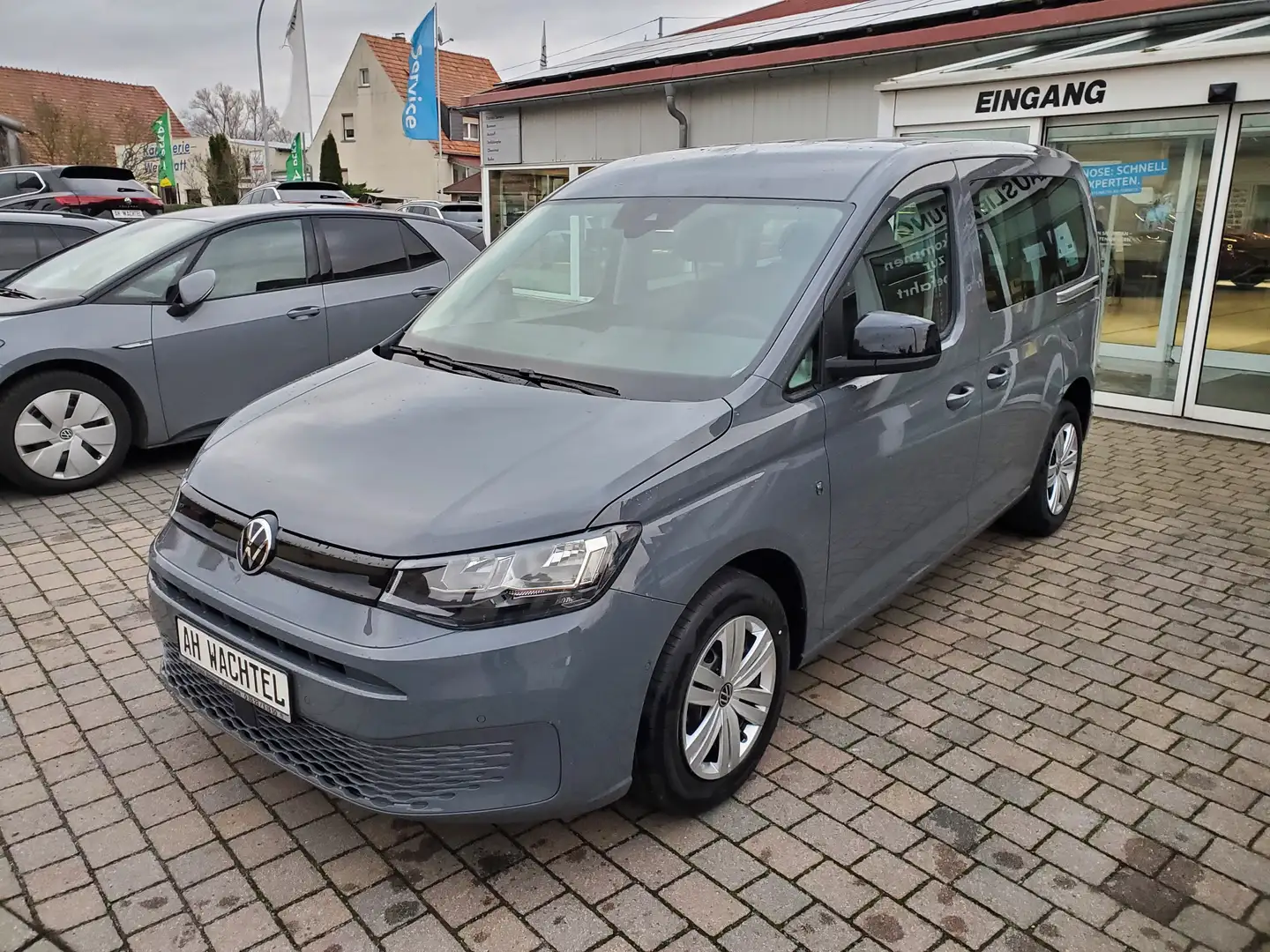 Volkswagen Caddy Family TSI DSG Keyless ACC PDC+Kamera Winterpaket Grau - 1