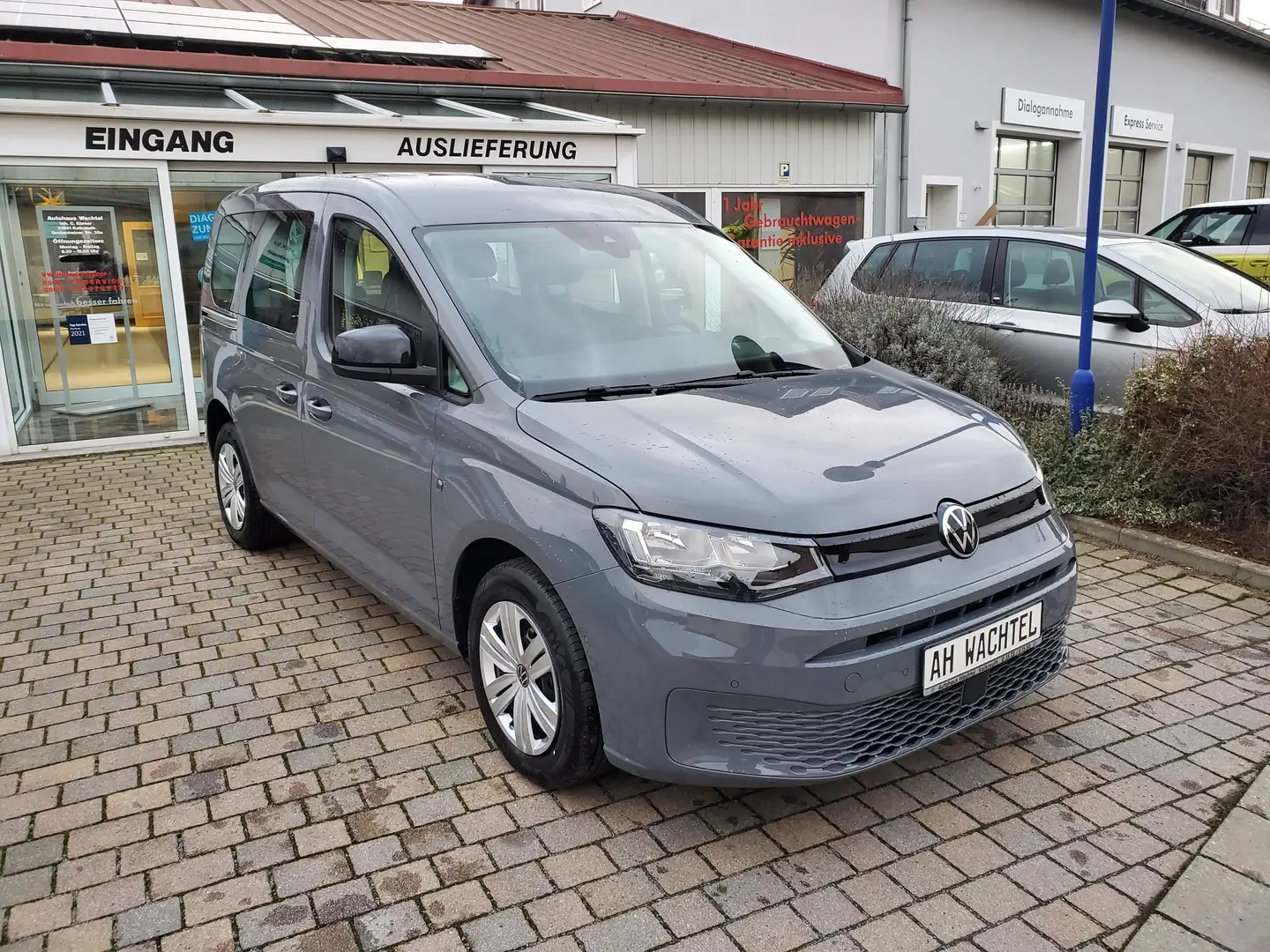 Volkswagen Caddy Family TSI DSG Keyless ACC PDC+Kamera Winterpaket Grau - 2