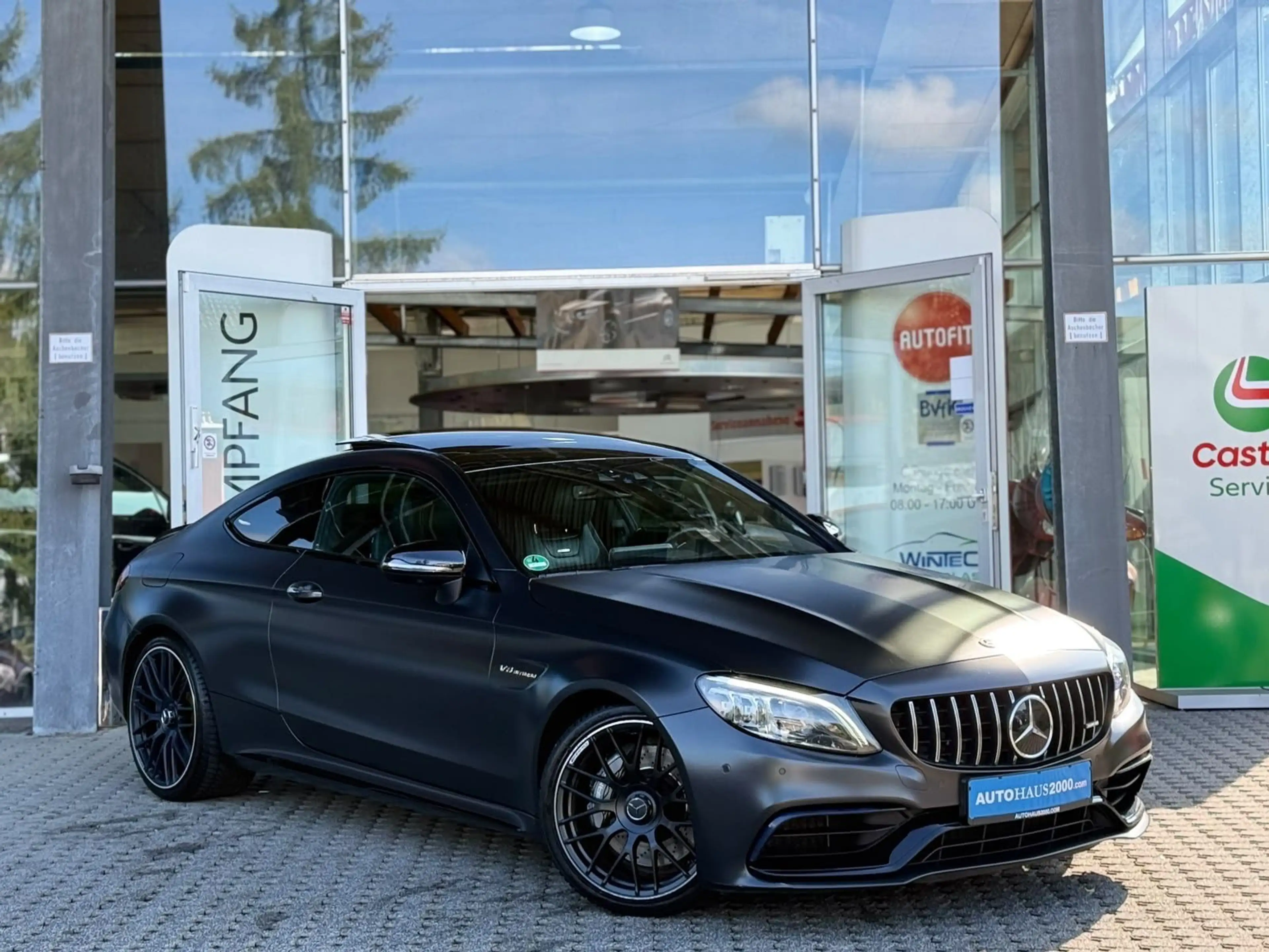 Mercedes-Benz C 63 AMG Coupe/PANO/20"/MATT/NIGHT/BURM/SBL/LED — photo 2