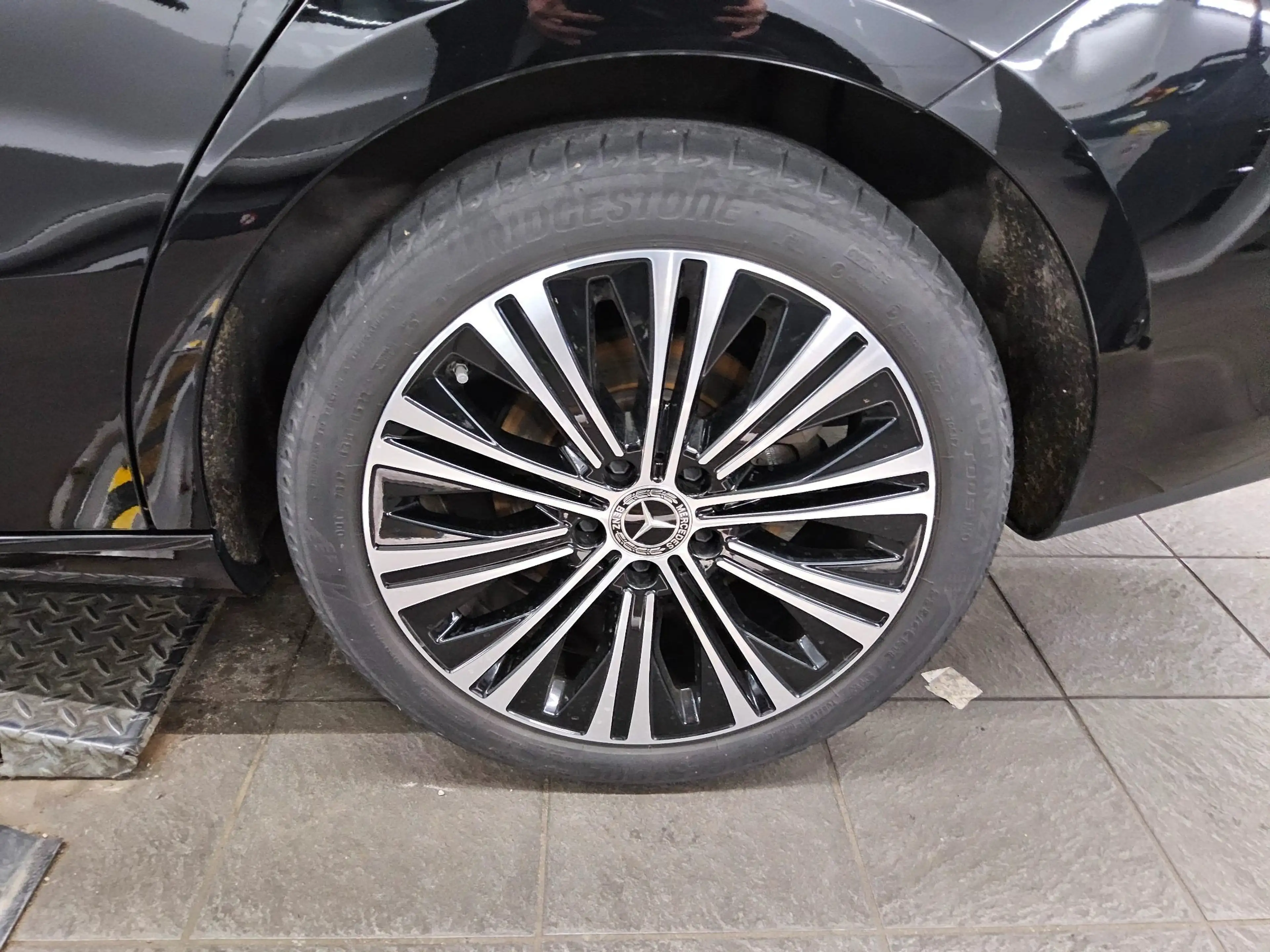Mercedes-Benz CLA 220 SB d 4M Progressive Leder Navi LED AHK — photo 11