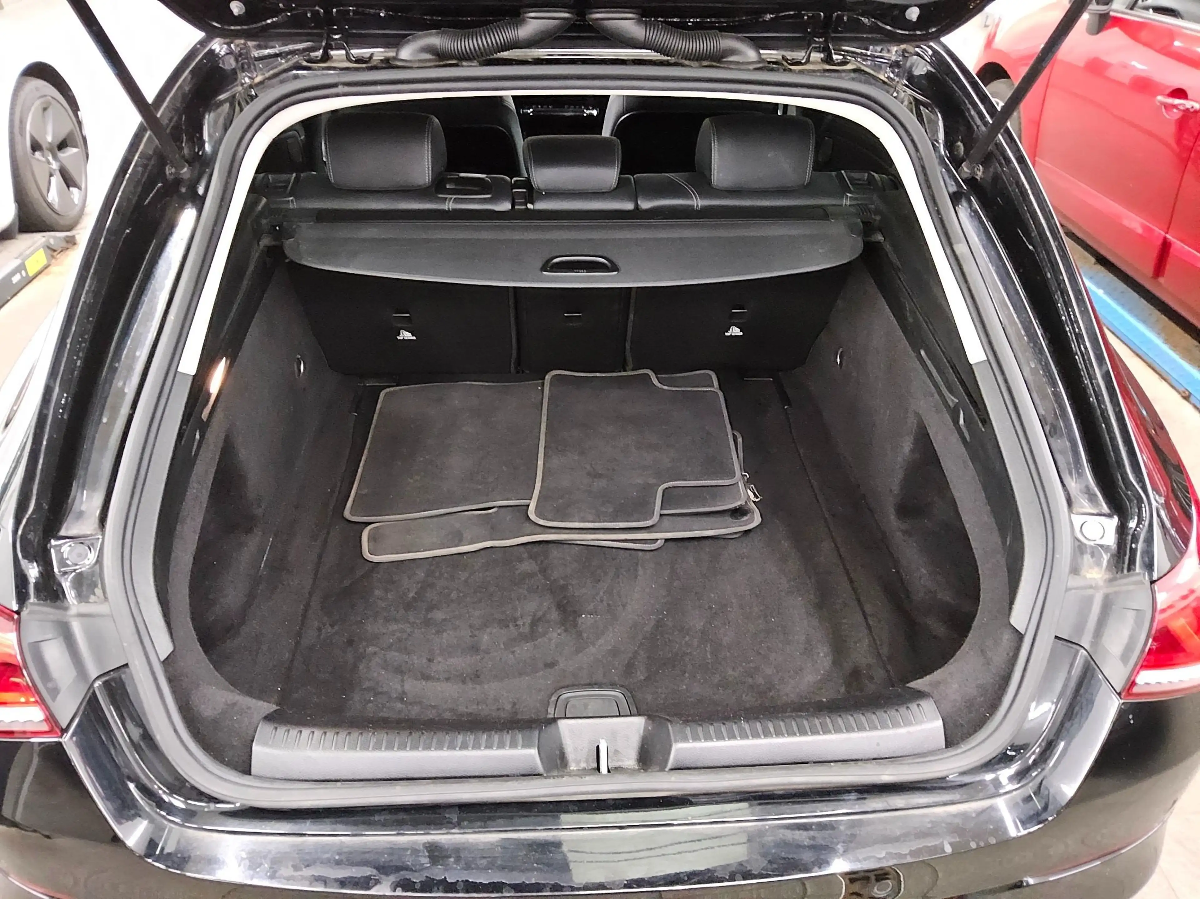 Mercedes-Benz CLA 220 SB d 4M Progressive Leder Navi LED AHK — photo 12