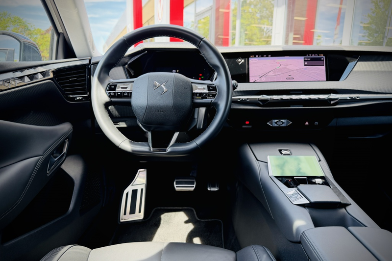 DS Automobiles DS 4 1.2 Rivoli / LEDER / CAMERA / ADAPTIEVE CRUISE — photo 21