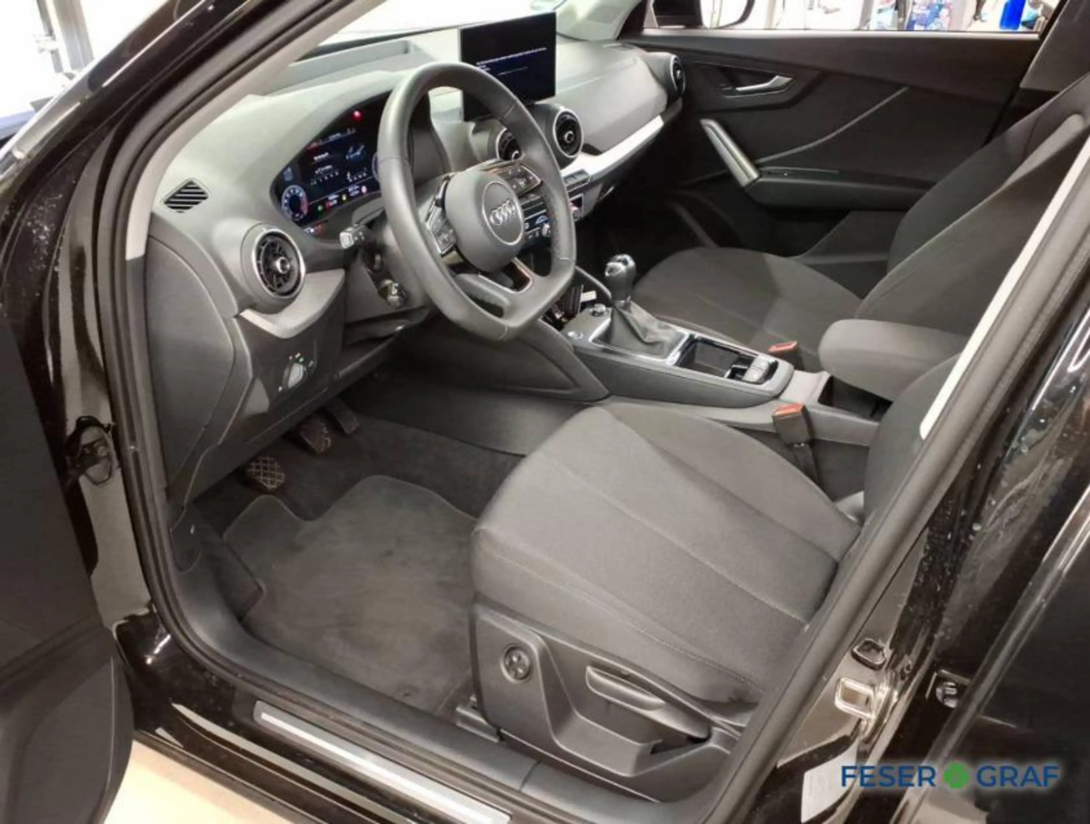 Audi Q2 30 TFSI advanced Alu 17" GRA Navi RüKa Sitzh. — photo 3