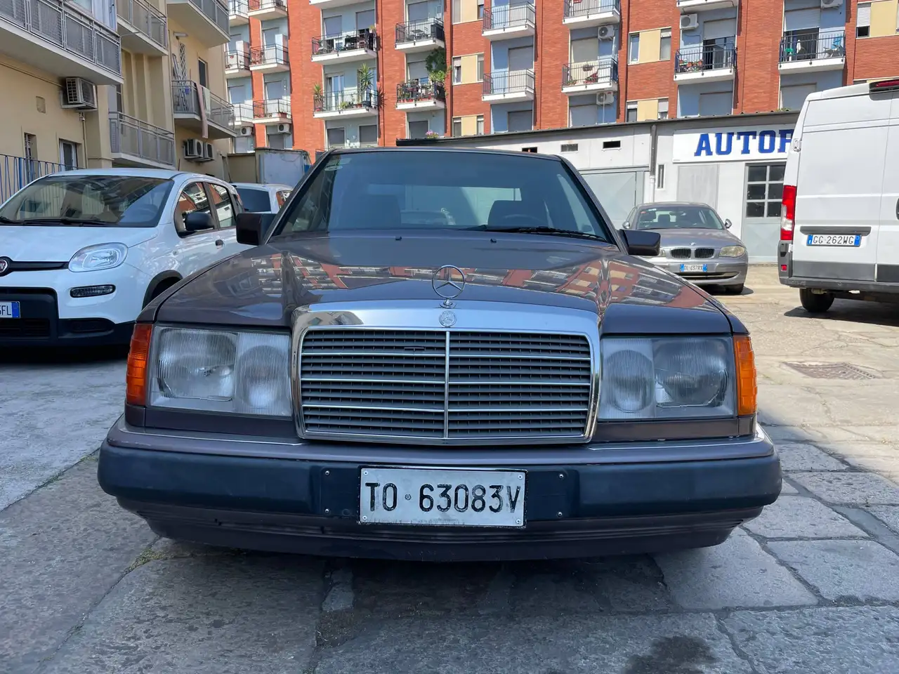 Mercedes-Benz 200, foto 5
