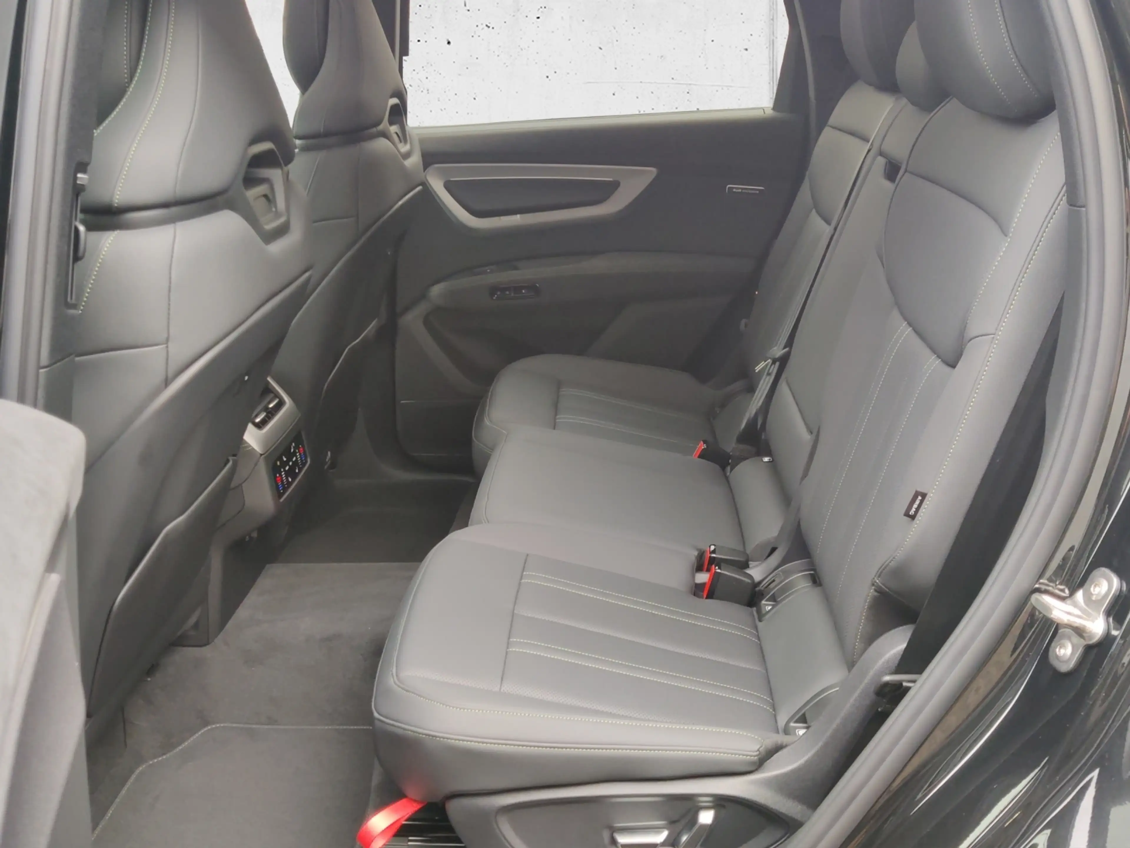 Audi Q7 SUV TDI quattro 220 kW tiptronic KLIMA NAVI — photo 12