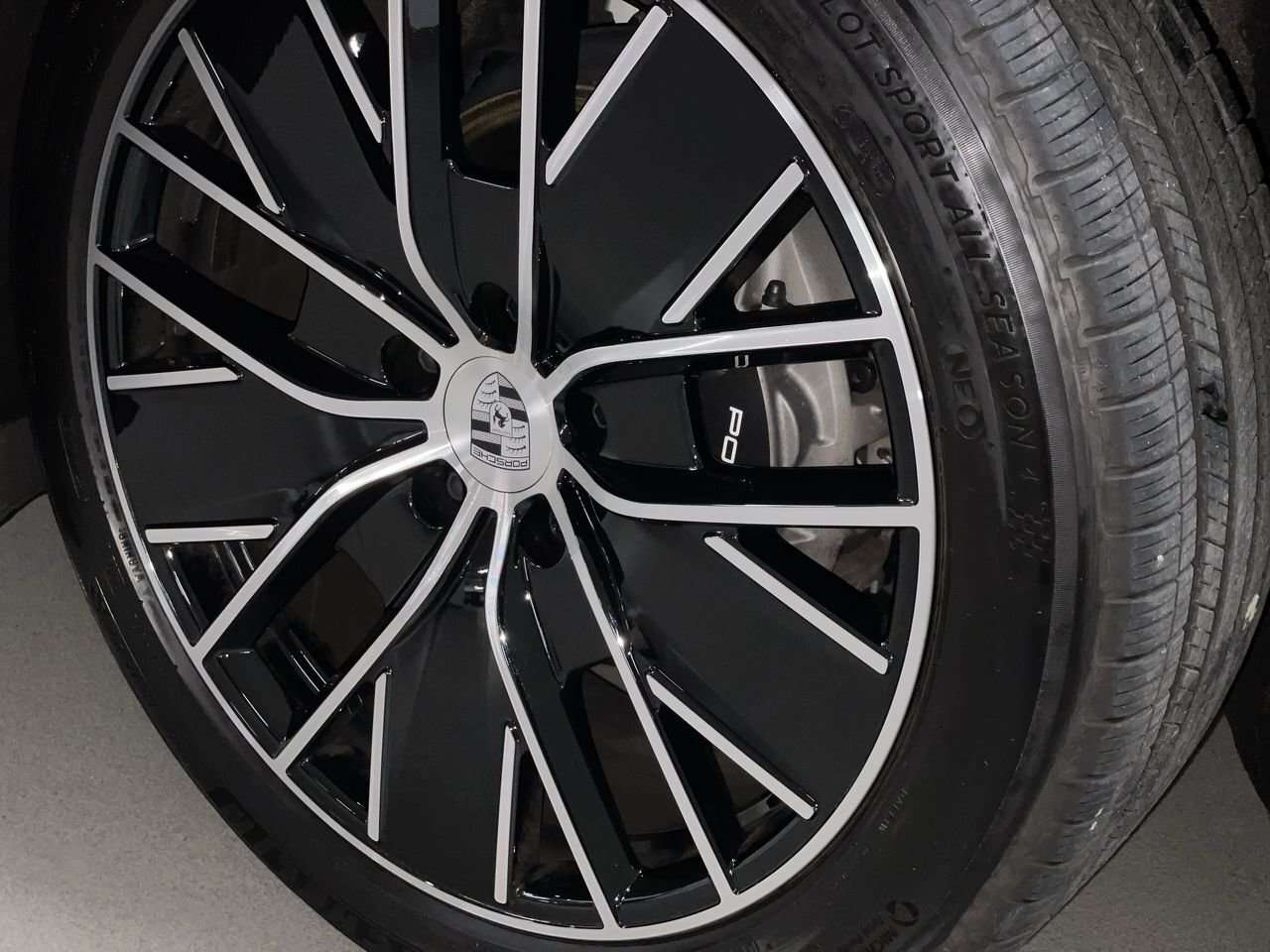 2024 Porsche Macan Electric 4 AWD | Local, No Accidents, 1 Owner | thumb 18