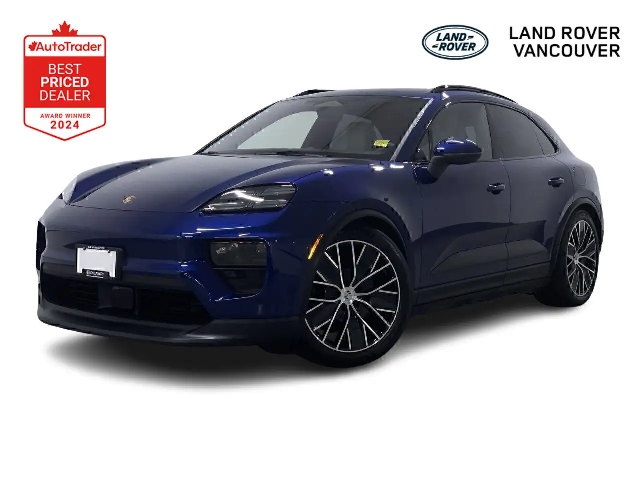 Porsche Macan photo Porsche Macan