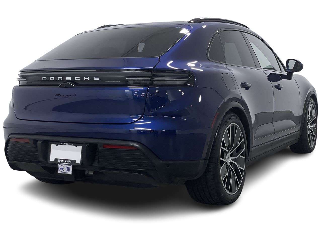 2024 Porsche Macan Electric 4 AWD | Local, No Accidents, 1 Owner | thumb 13