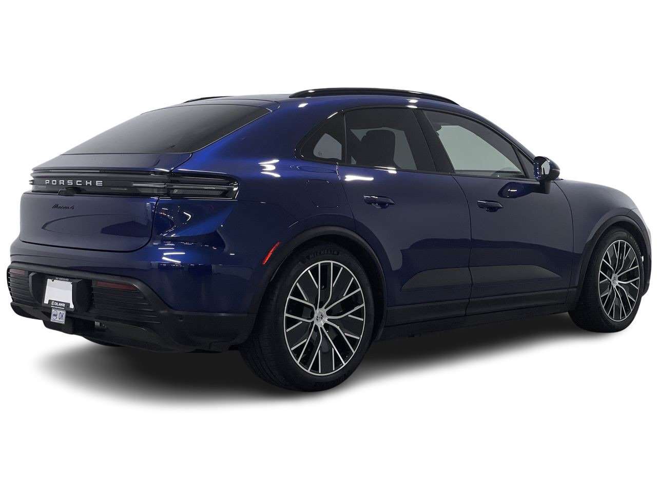 2024 Porsche Macan Electric 4 AWD | Local, No Accidents, 1 Owner | thumb 14