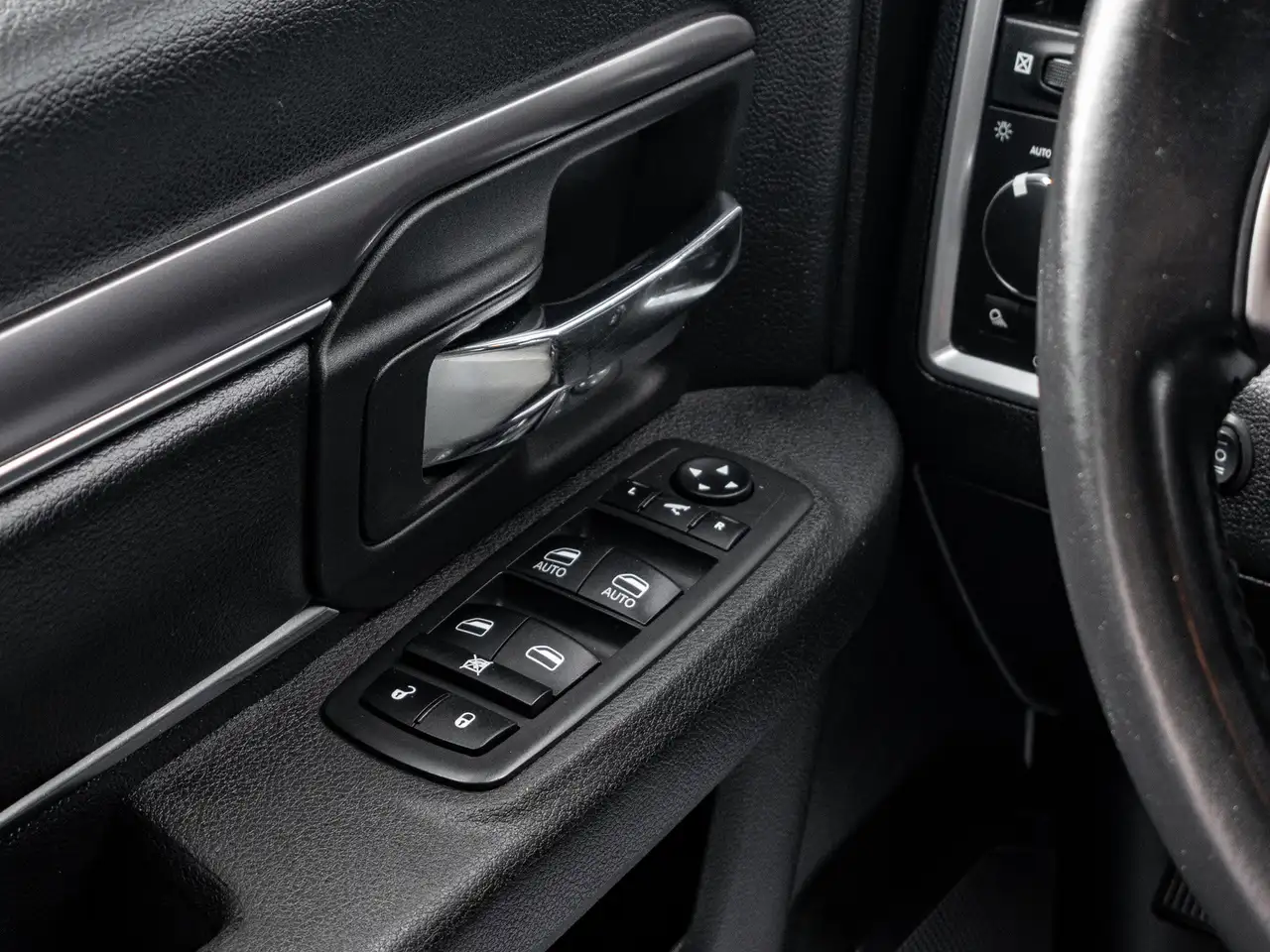 RAM 1500 photo RAM 1500