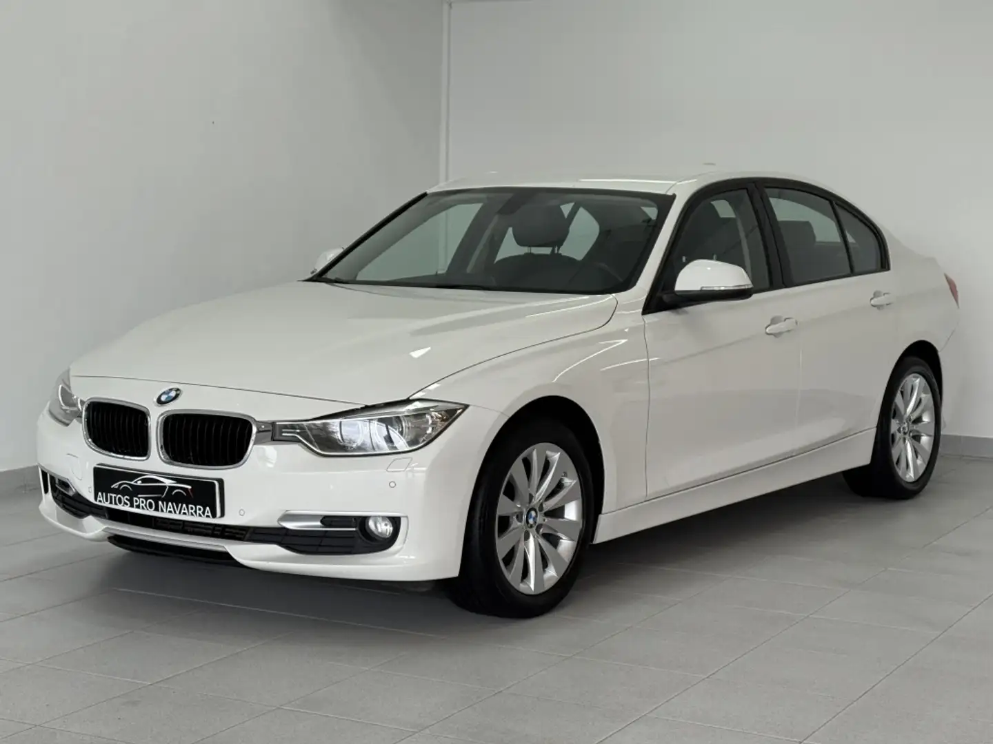 BMW 318 318d Essential Plus Edition Blanco - 2