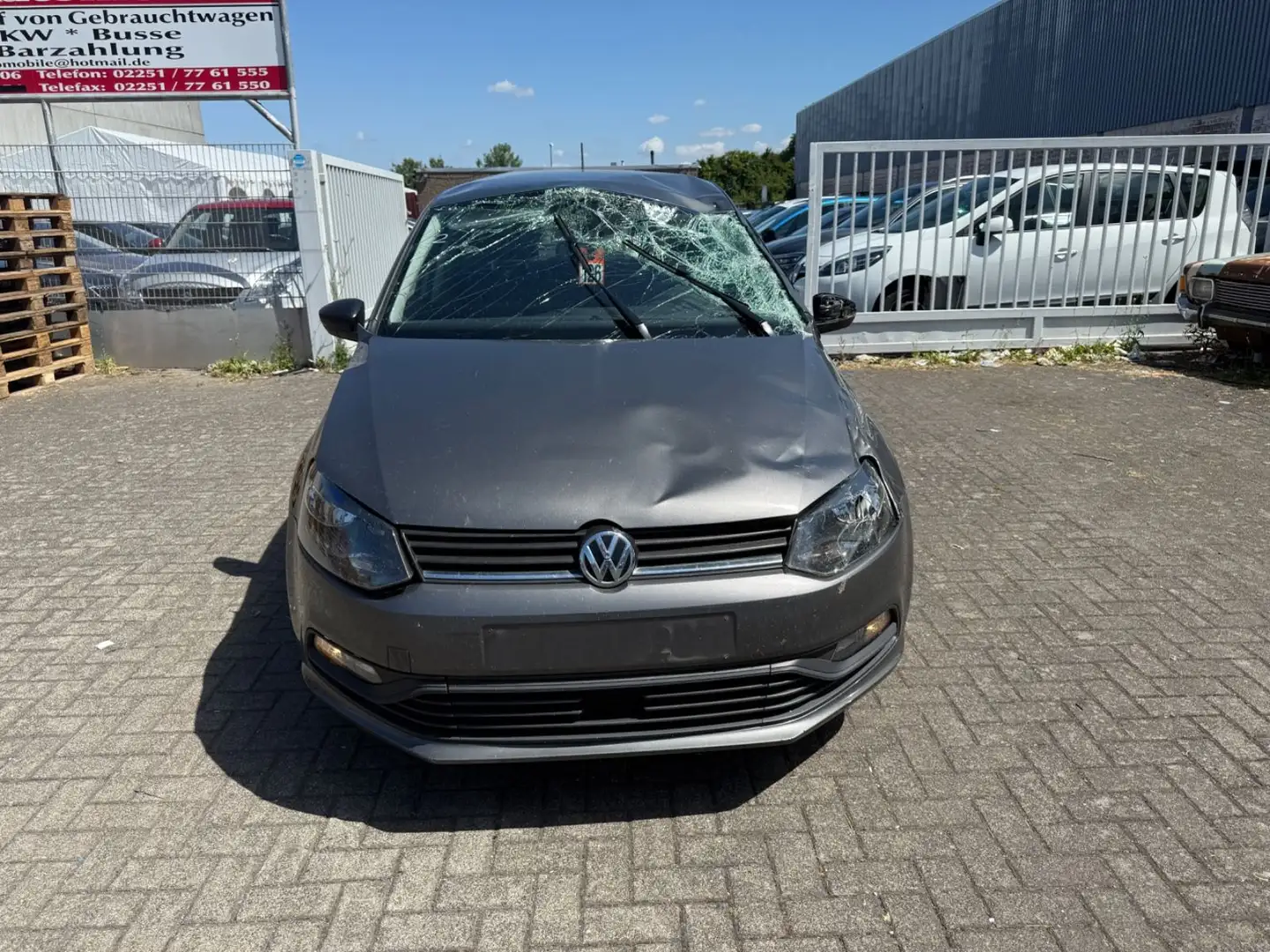 Volkswagen Polo V Trendline,Navi,Euro6 Gris - 2