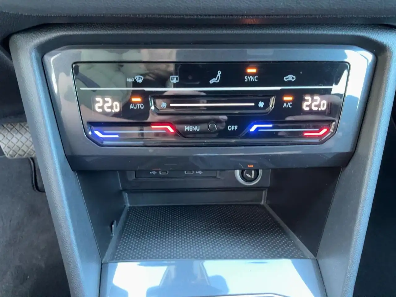 Volkswagen Tiguan 2.0 TDI DSG LIFE 5JG+LED+NAVI+APP+ACC+RFK, миниатюра 18