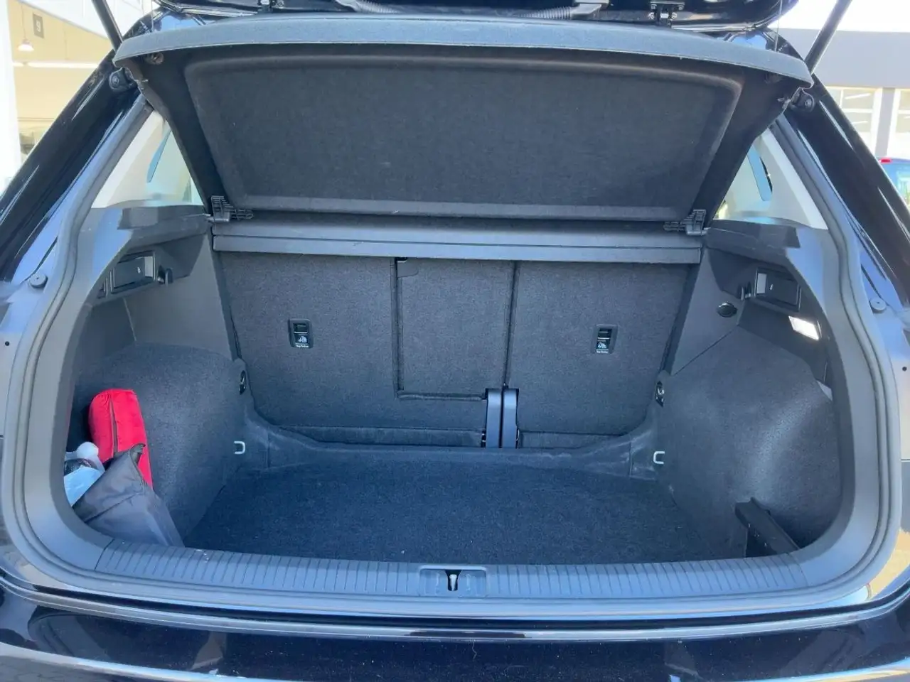 Volkswagen Tiguan 2.0 TDI DSG LIFE 5JG+LED+NAVI+APP+ACC+RFK, миниатюра 14