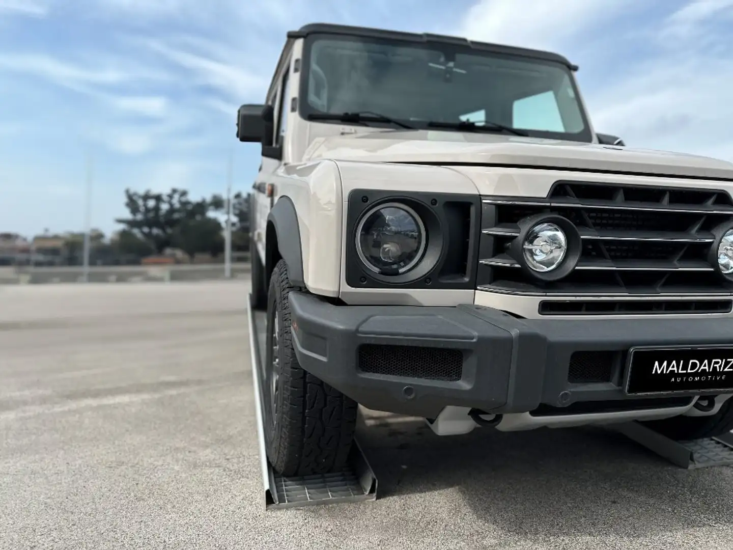 Ineos Grenadier STATION WAGON FIELDMASTER EDITION - 2