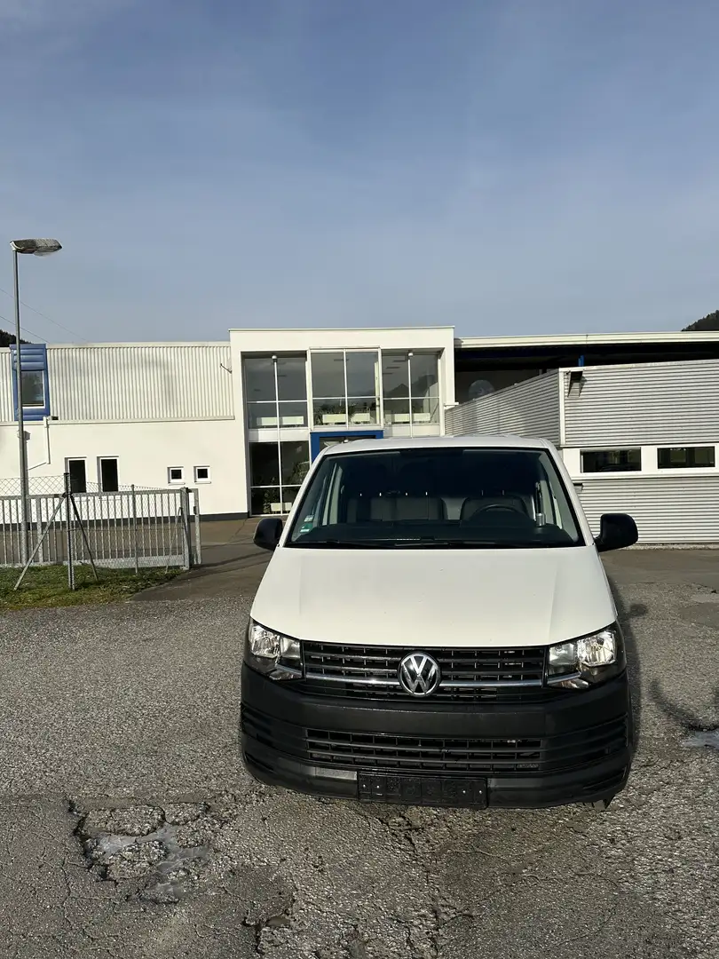 Volkswagen T6 Transporter BULLI 2.0TDI*1.HAND*AHK*VOLL SERVICE - 2