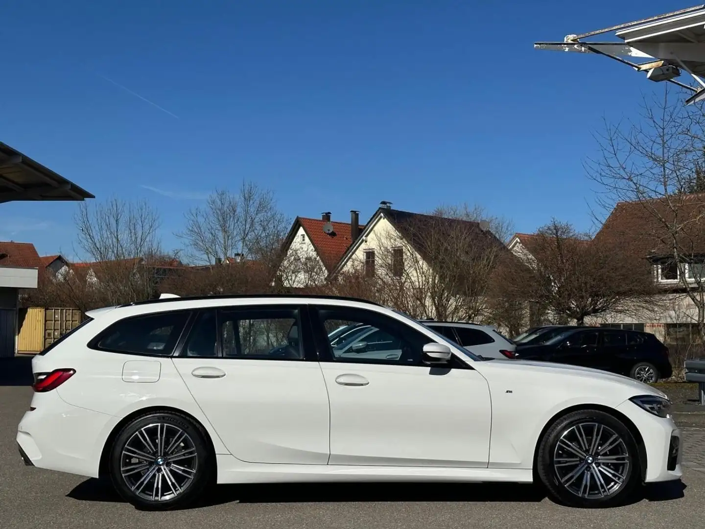 BMW 318 318d Touring M sport aut. 2022 Bianco - 2