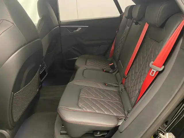 Audi SQ8 TFSI quattro Ansicht 11