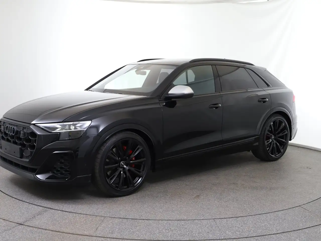 Audi SQ8 TFSI quattro