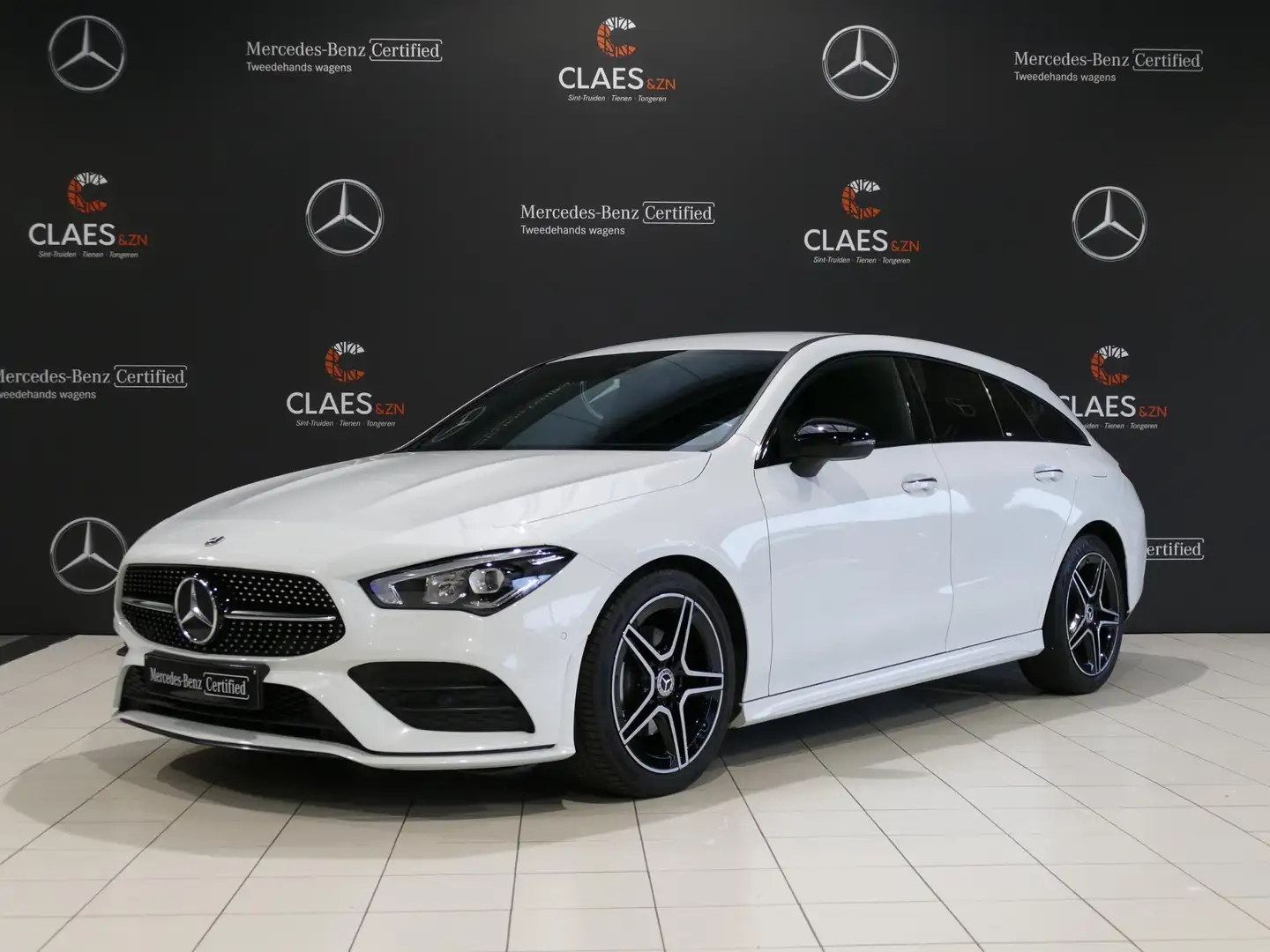 Mercedes-Benz CLA 180 180d Shooting Brake AMG Line DOS 3994 Blanc - 1