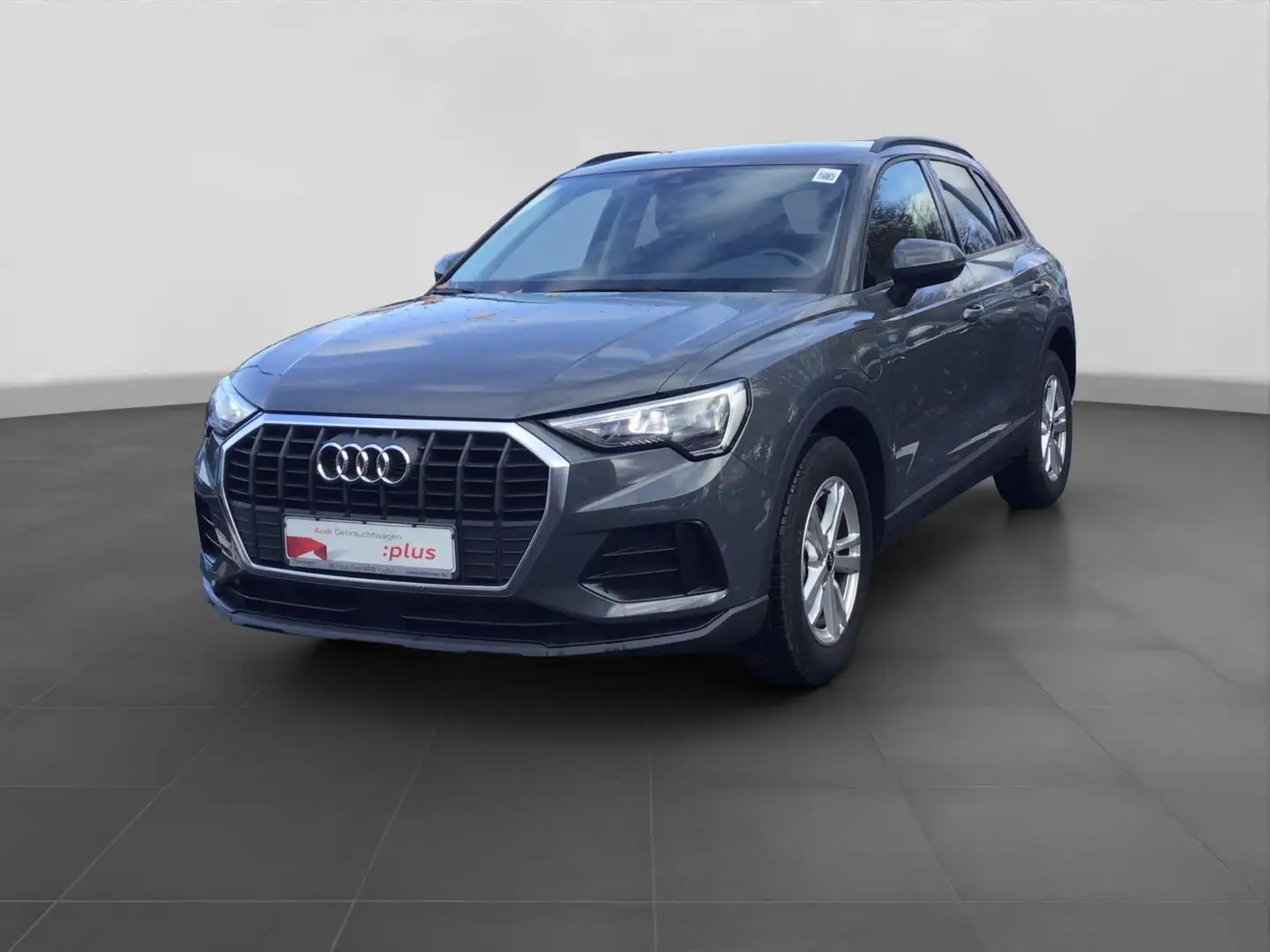 Audi Q3 45 TFSIe PRIVACY KAMERA SHZ Grau - 2