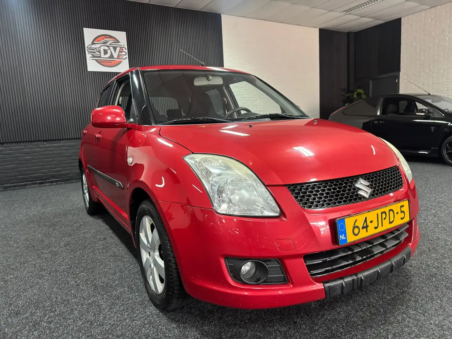 Suzuki Swift 1.3 Bandit, KEYLES, APPLE CAR PLAY, CLIMAT, SPORT Rood - 2