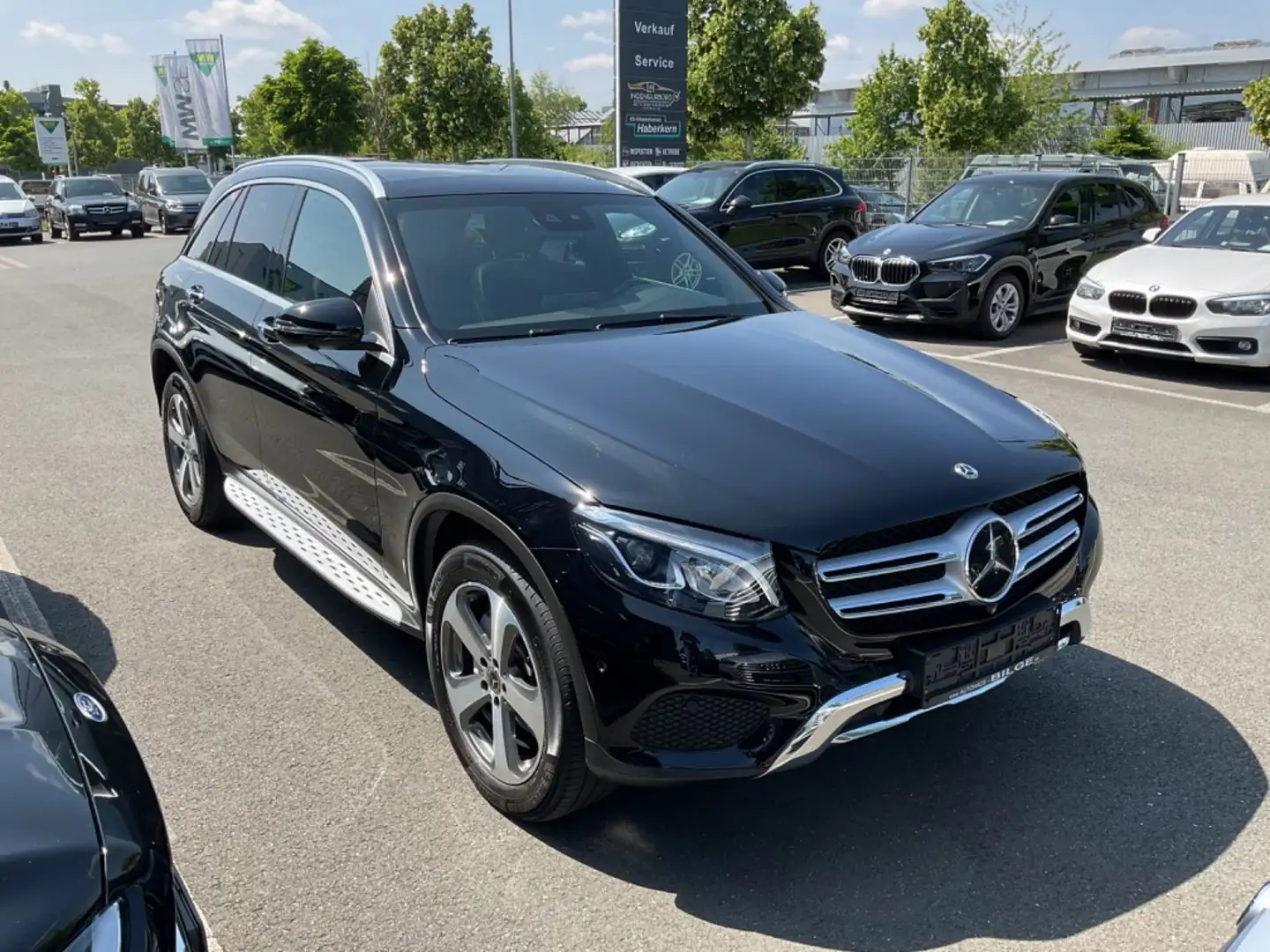 Mercedes-Benz GLC 350 d 4Matic Schwarz - 2