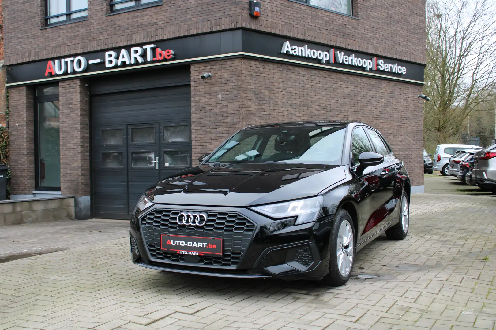 Audi A3 40 TFSIe HYBRYDE Automatik Ambiente Zwart - 2