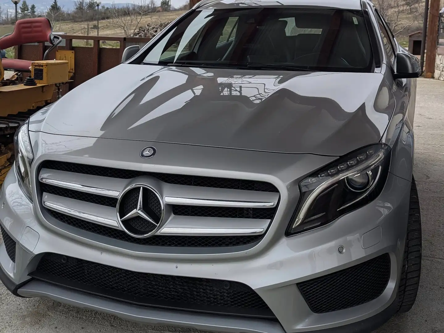 Mercedes-Benz GLA 220 CDI 4 Matic premium Gris - 2