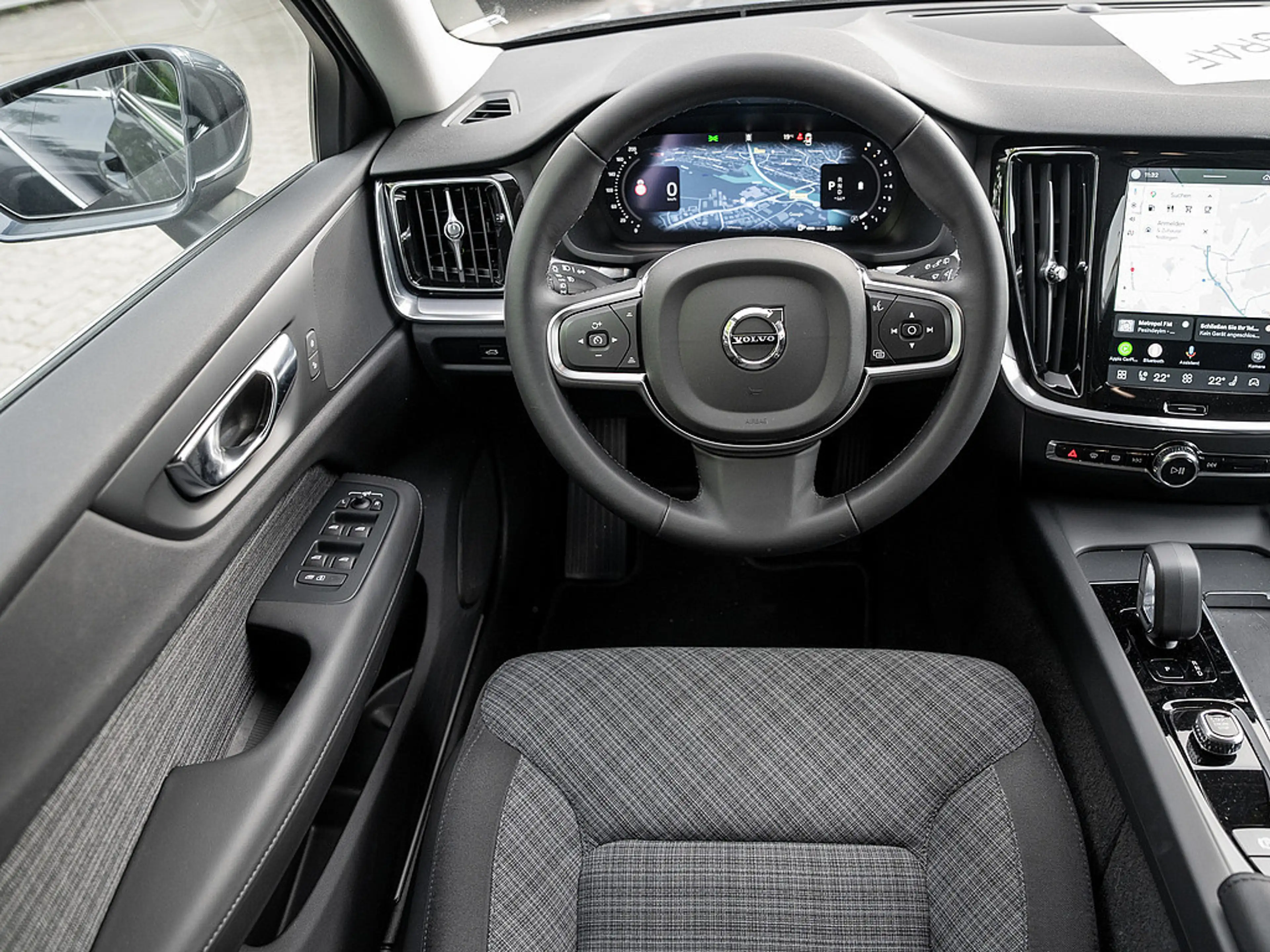 Volvo V60 B3 Core STANDHEIZUNG ACC KAMERA LED — photo 10