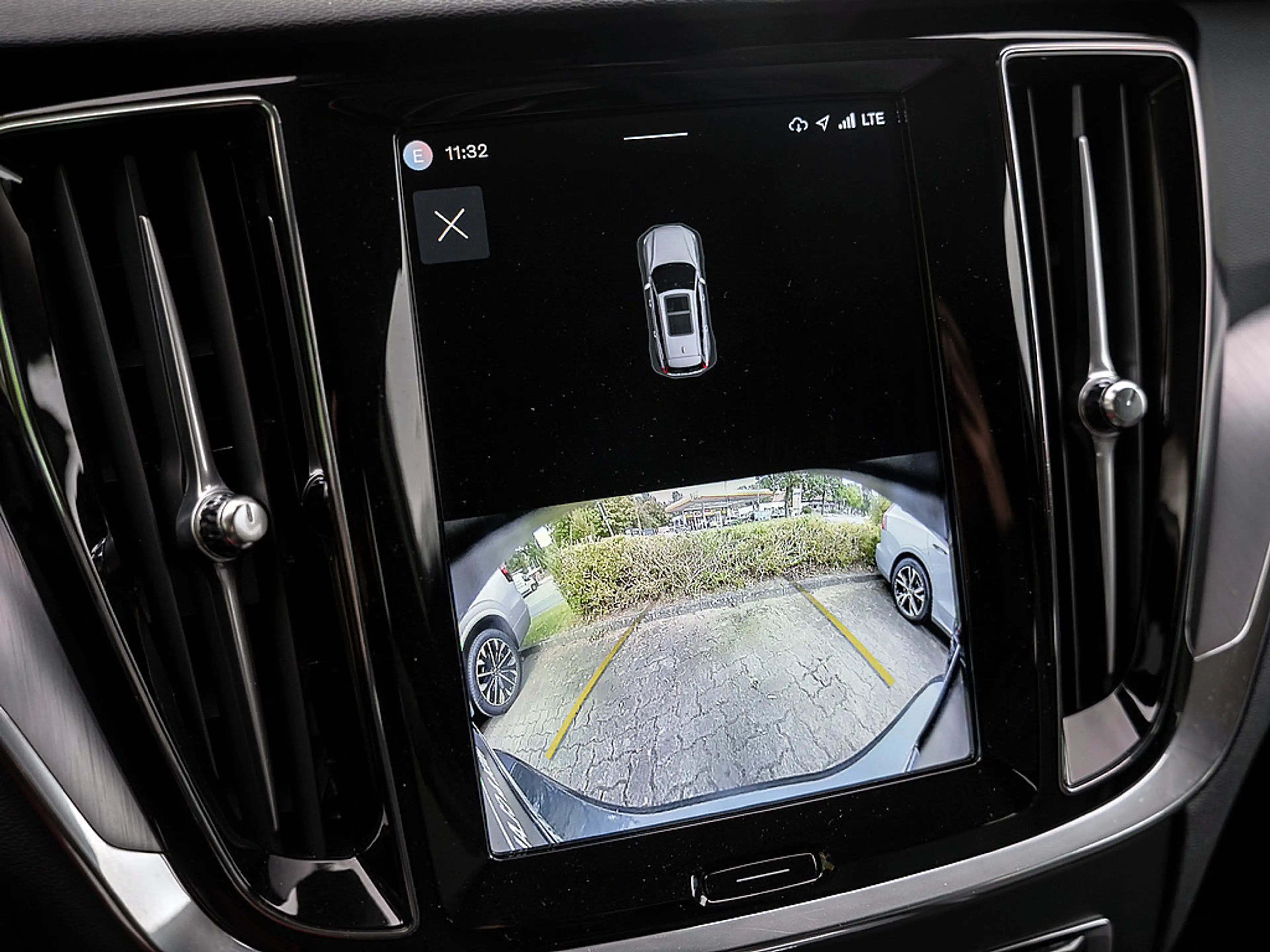 Volvo V60 B3 Core STANDHEIZUNG ACC KAMERA LED — photo 15