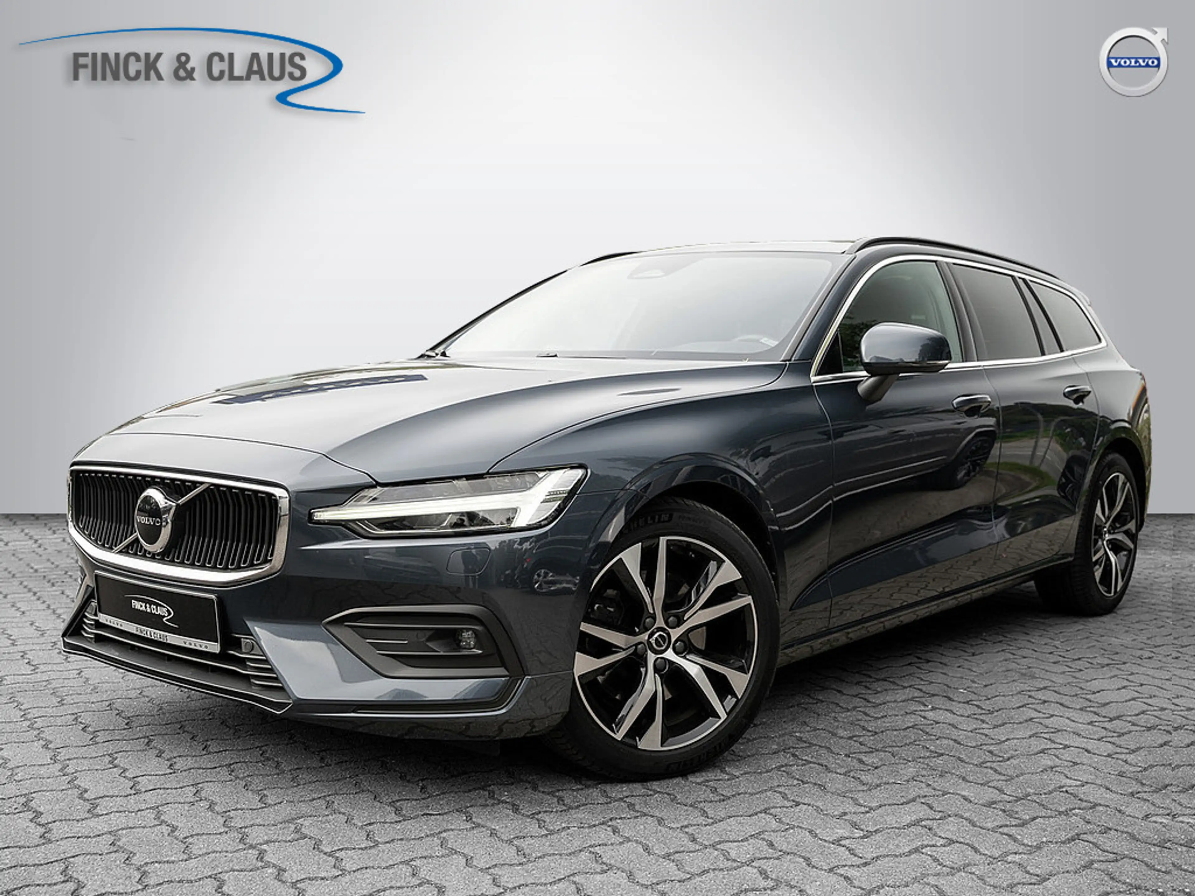 Volvo V60 B3 Core STANDHEIZUNG ACC KAMERA LED