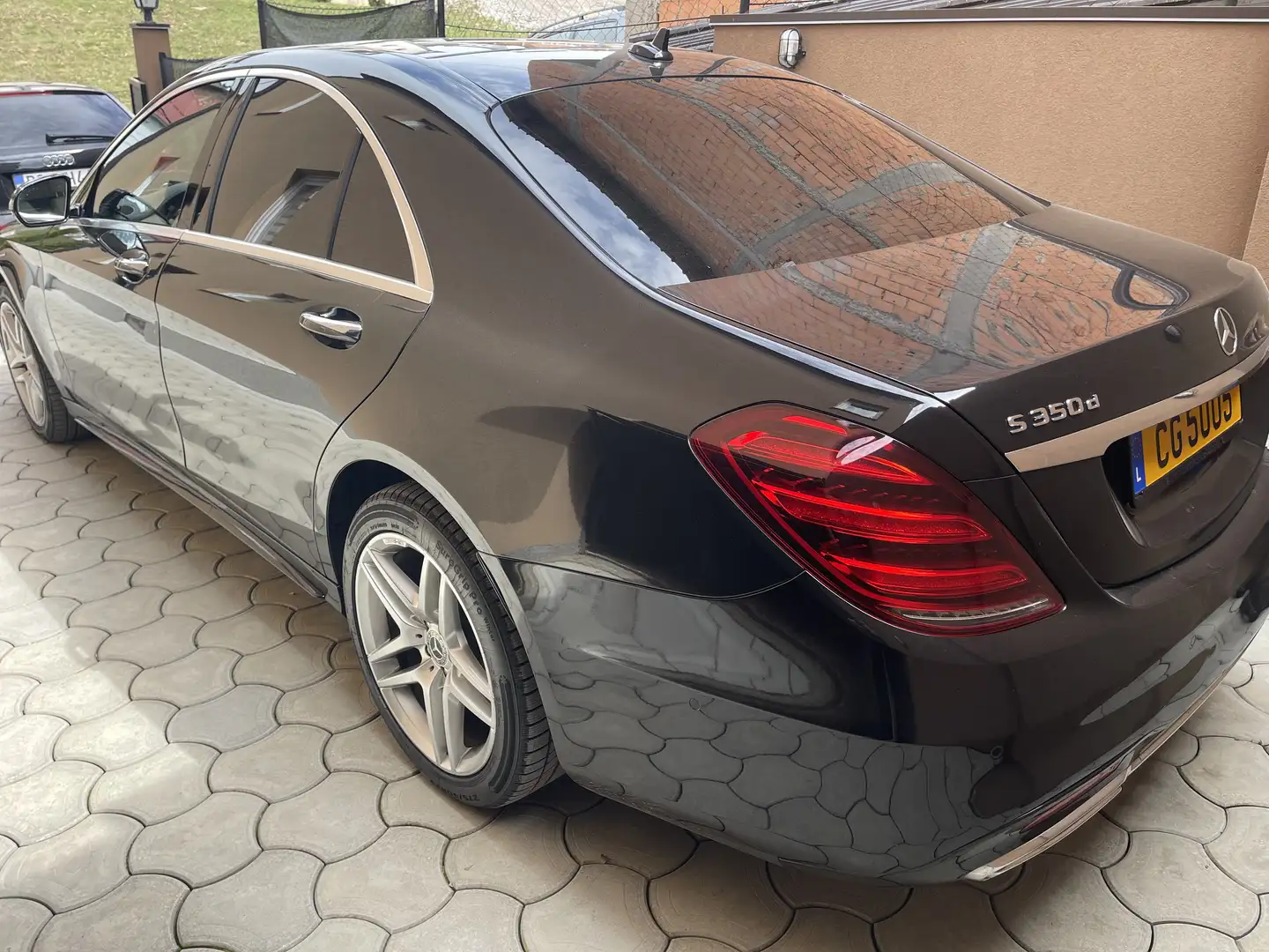 Mercedes-Benz S 350 d 4Matic 9G-TRONIC - 2
