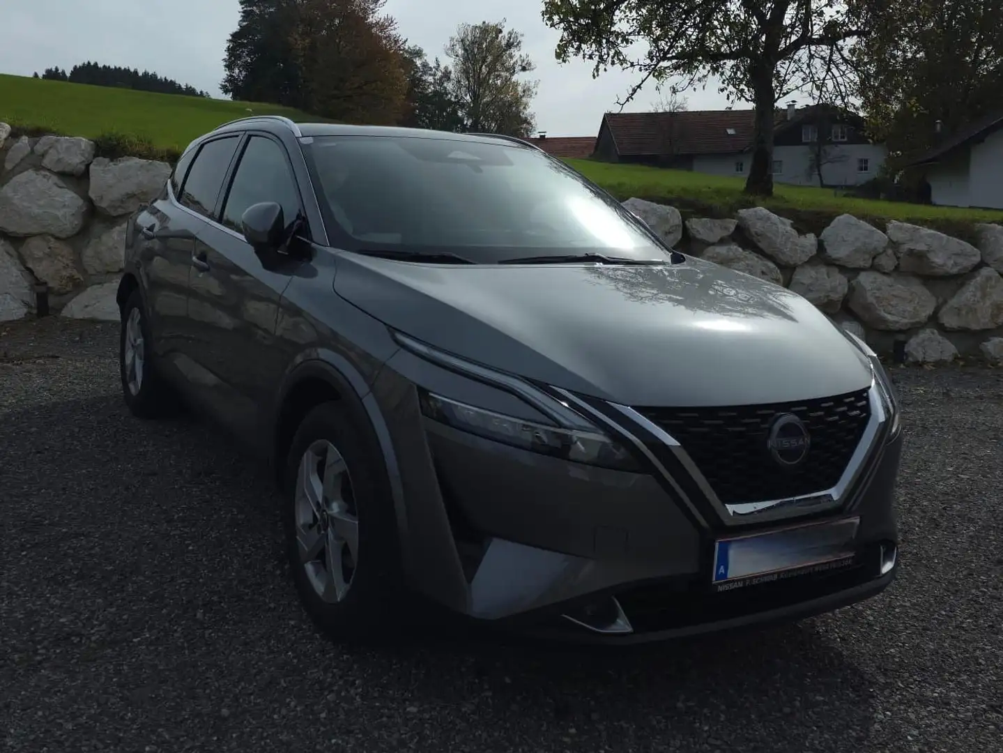 Nissan Qashqai Qashqai 1,3 DIG-T MHEV Tekna  Aut.Tekna Grau - 1