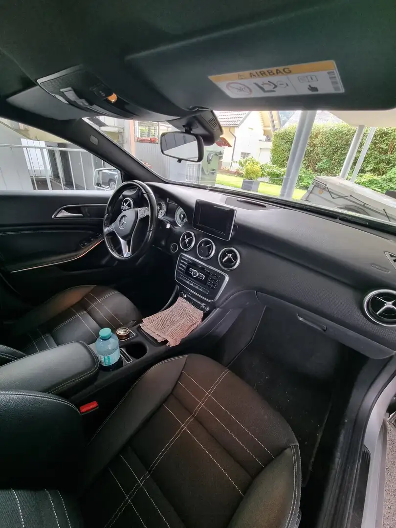 Mercedes-Benz 180 - 2