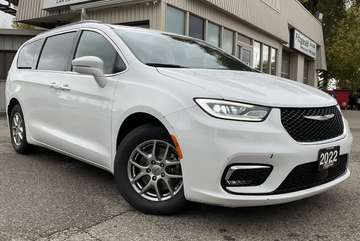 Touring - CAR PLAY! BACK-UP CAM! BSM! 7 PASS!