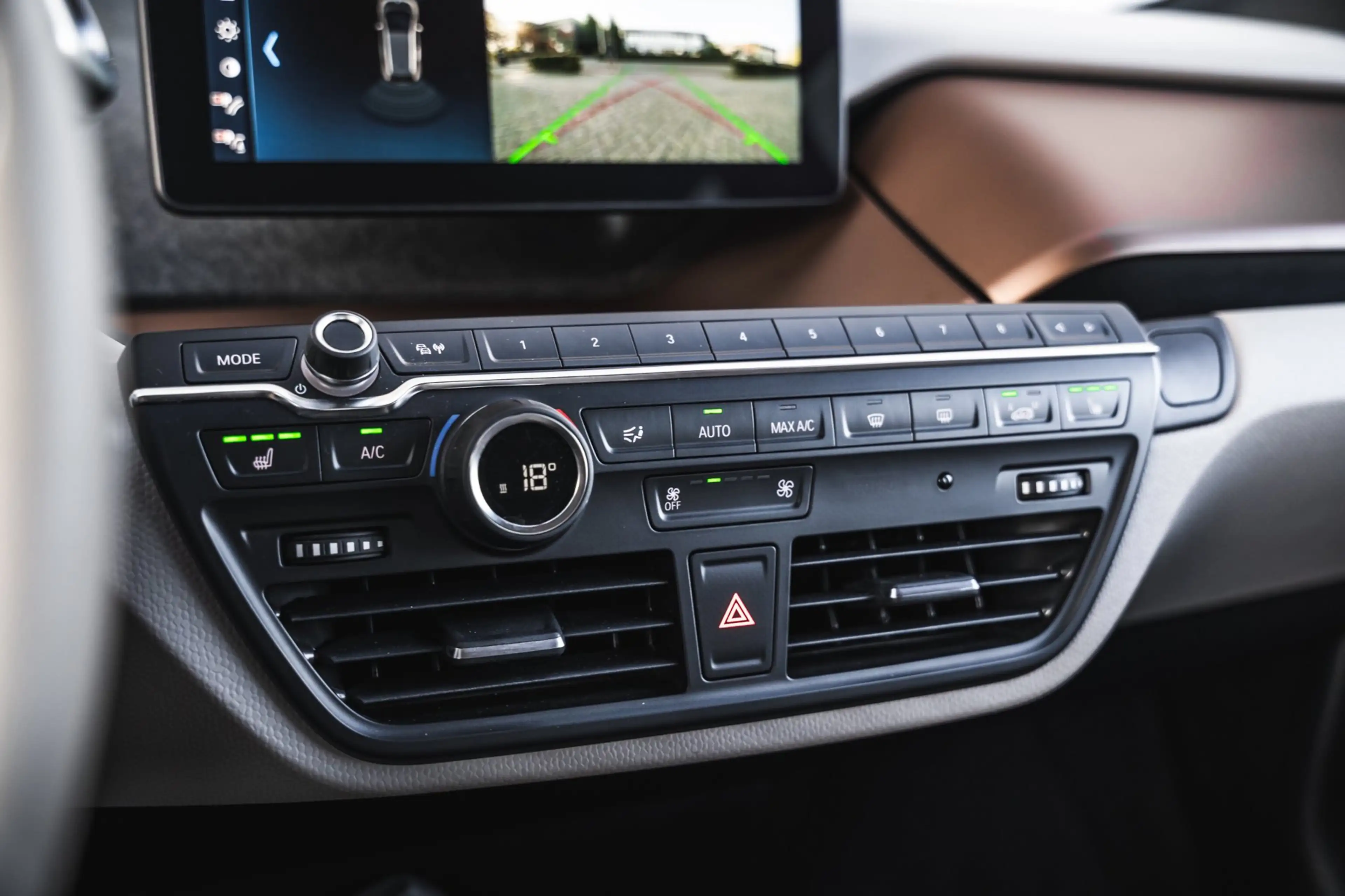 BMW i3 Executive Edition 120Ah 42 kWh | CAMERA | W-pomp | — photo 10