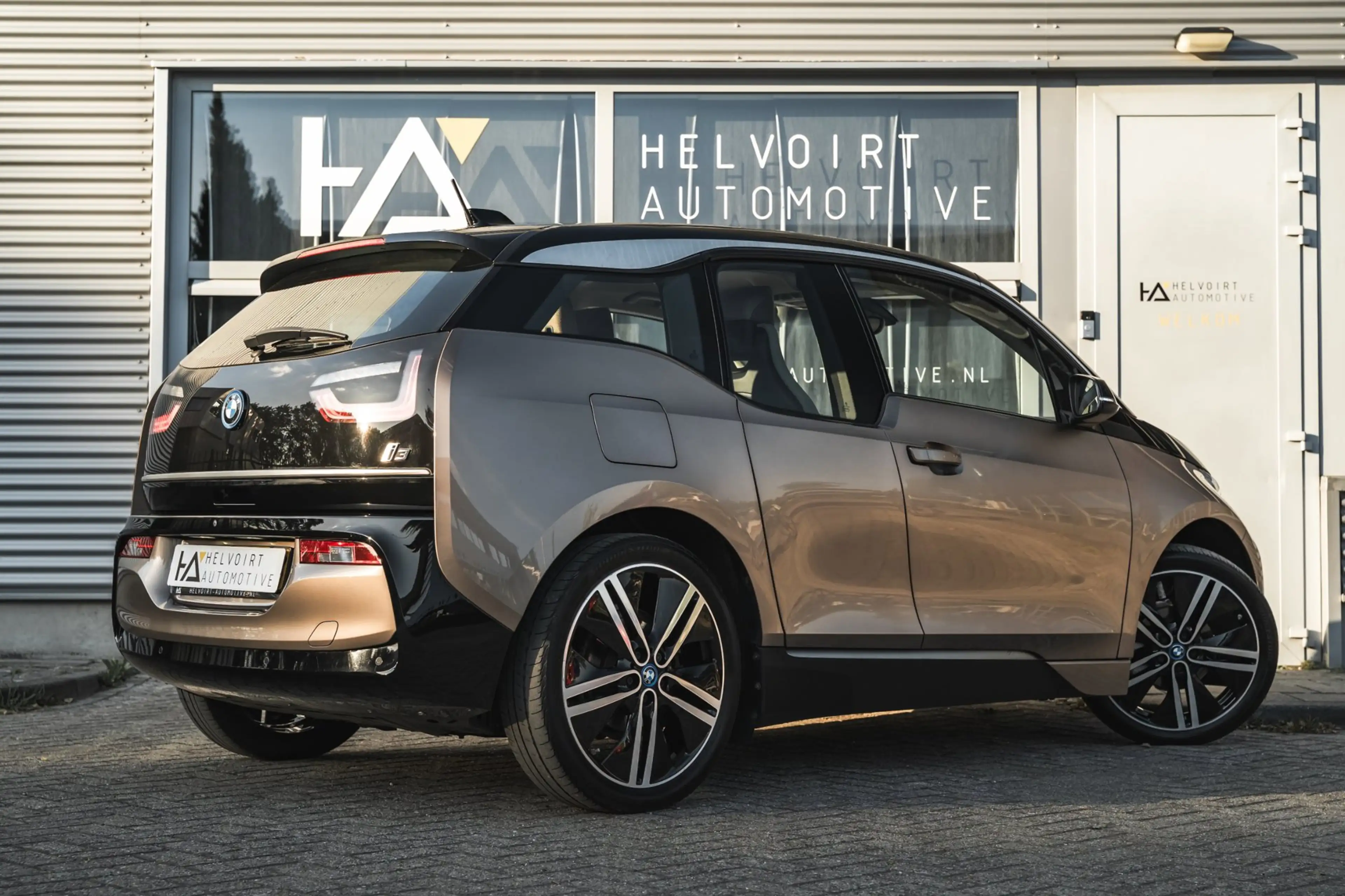 BMW i3 Executive Edition 120Ah 42 kWh | CAMERA | W-pomp | — photo 13
