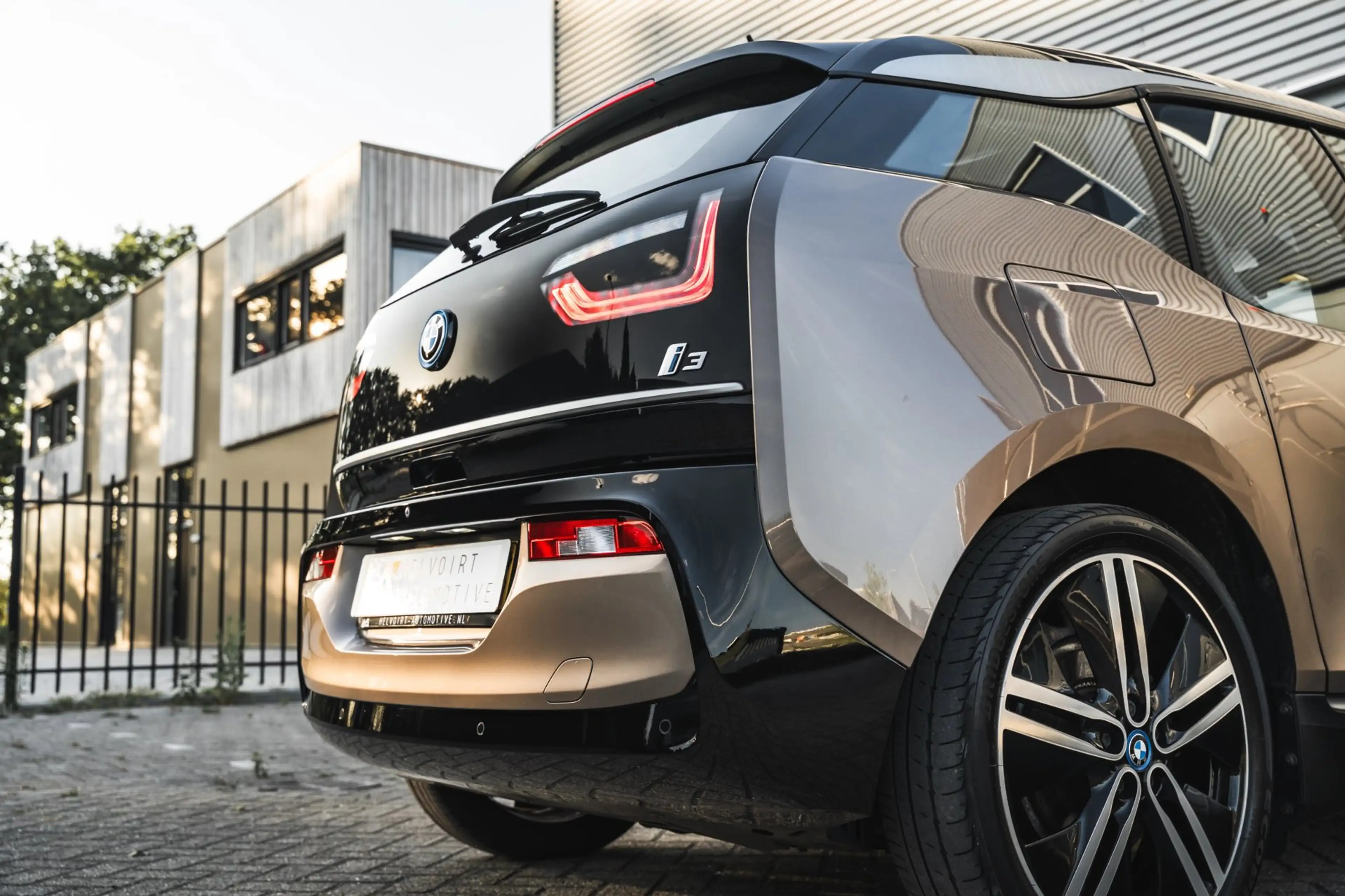BMW i3 Executive Edition 120Ah 42 kWh | CAMERA | W-pomp | — photo 29
